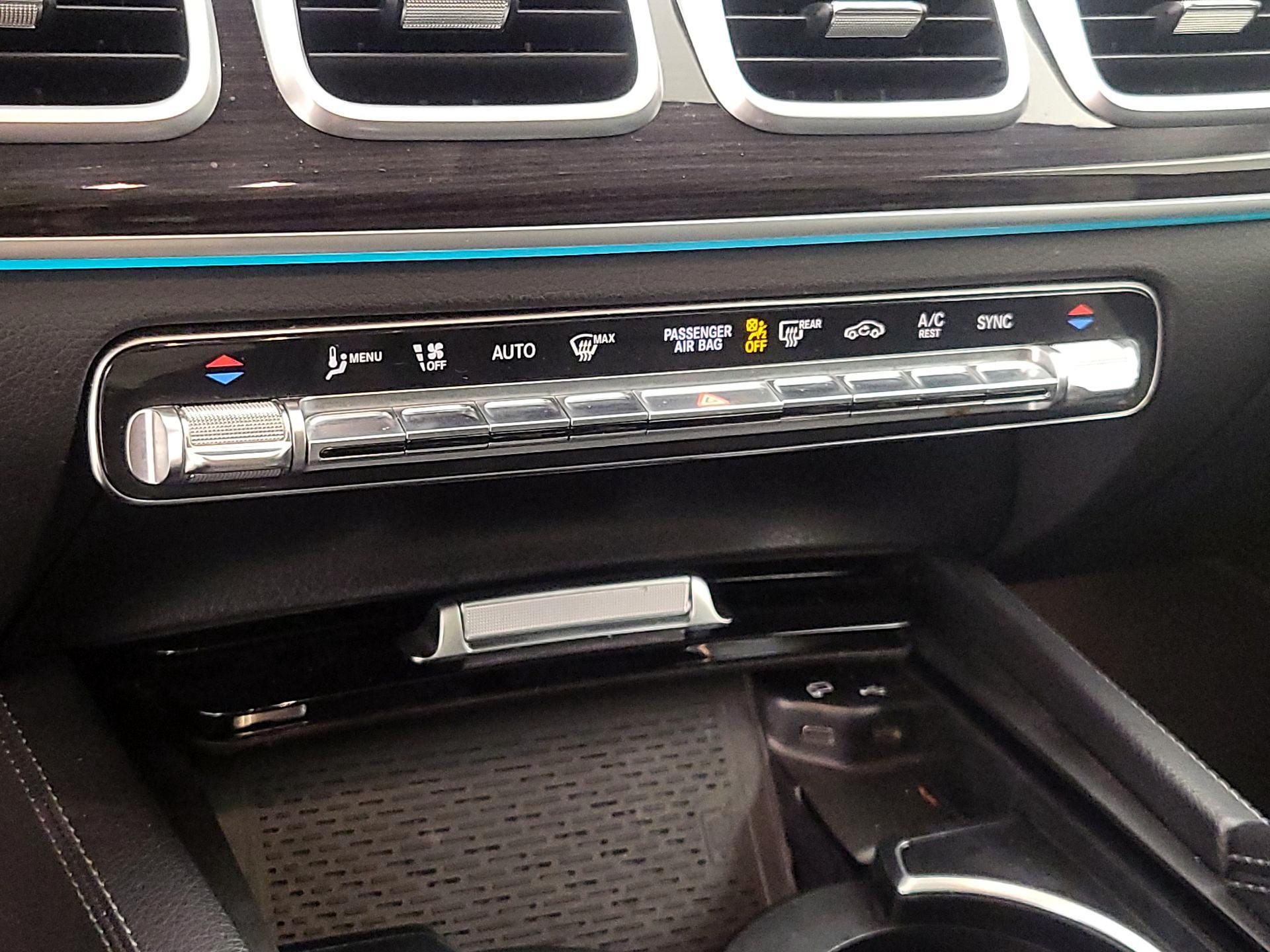 Thumbnail: 2023 Mercedes-Benz GLS - 17