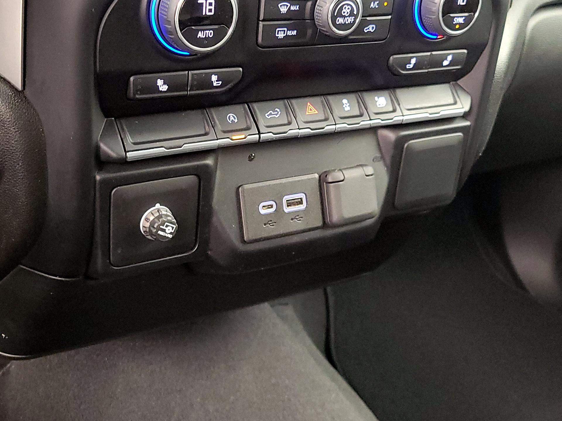 Thumbnail: 2022 Chevrolet Silverado 1500 - 18