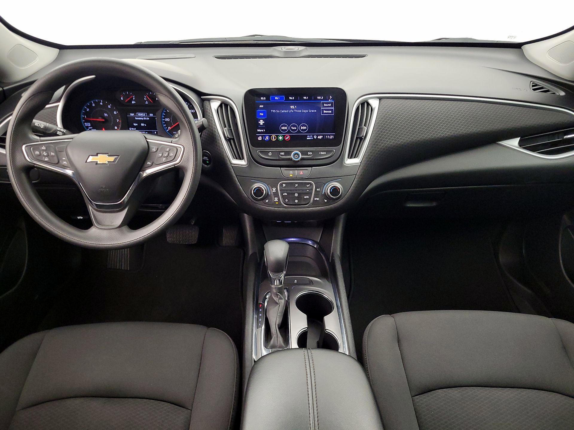 Thumbnail: 2023 Chevrolet Malibu - 9