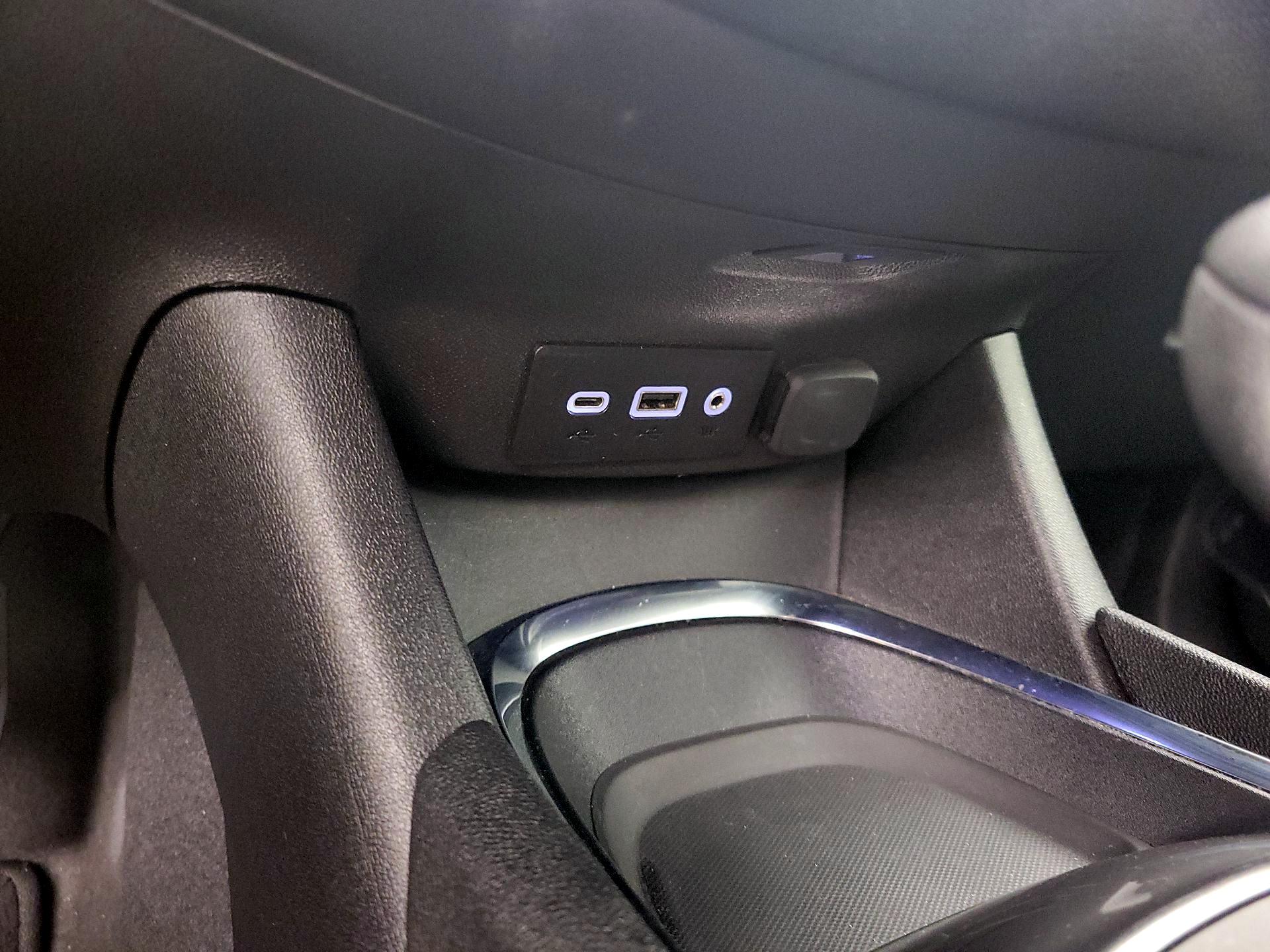 Thumbnail: 2023 Chevrolet Malibu - 18