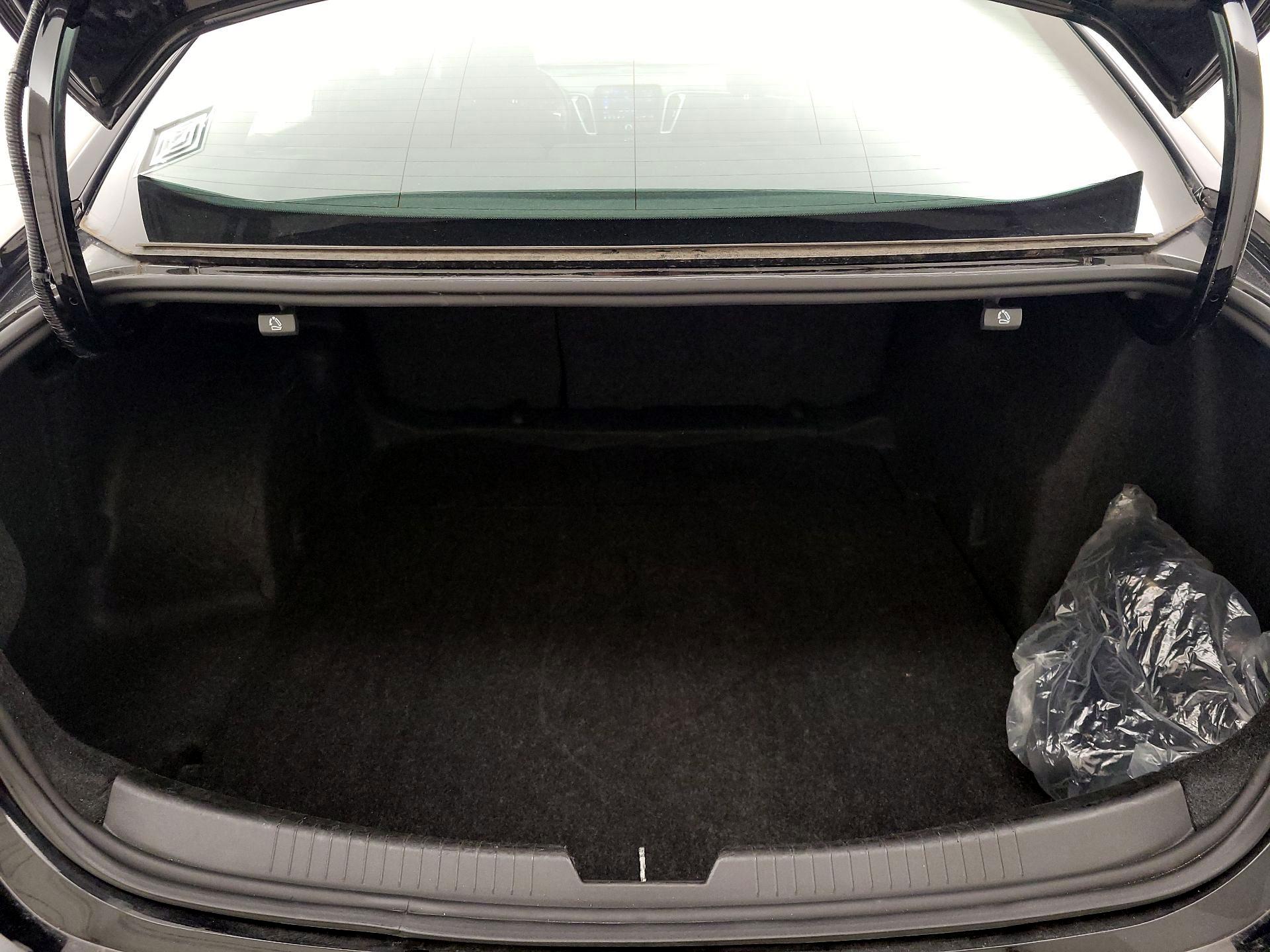 Thumbnail: 2023 Chevrolet Malibu - 20