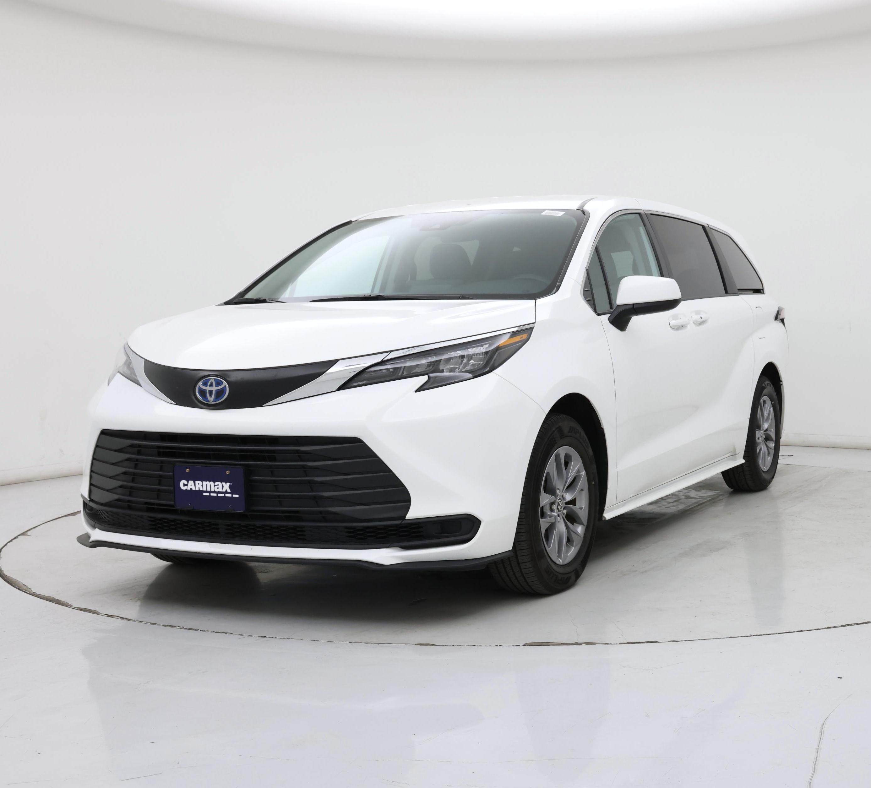 Thumbnail: 2024 Toyota Sienna - 4