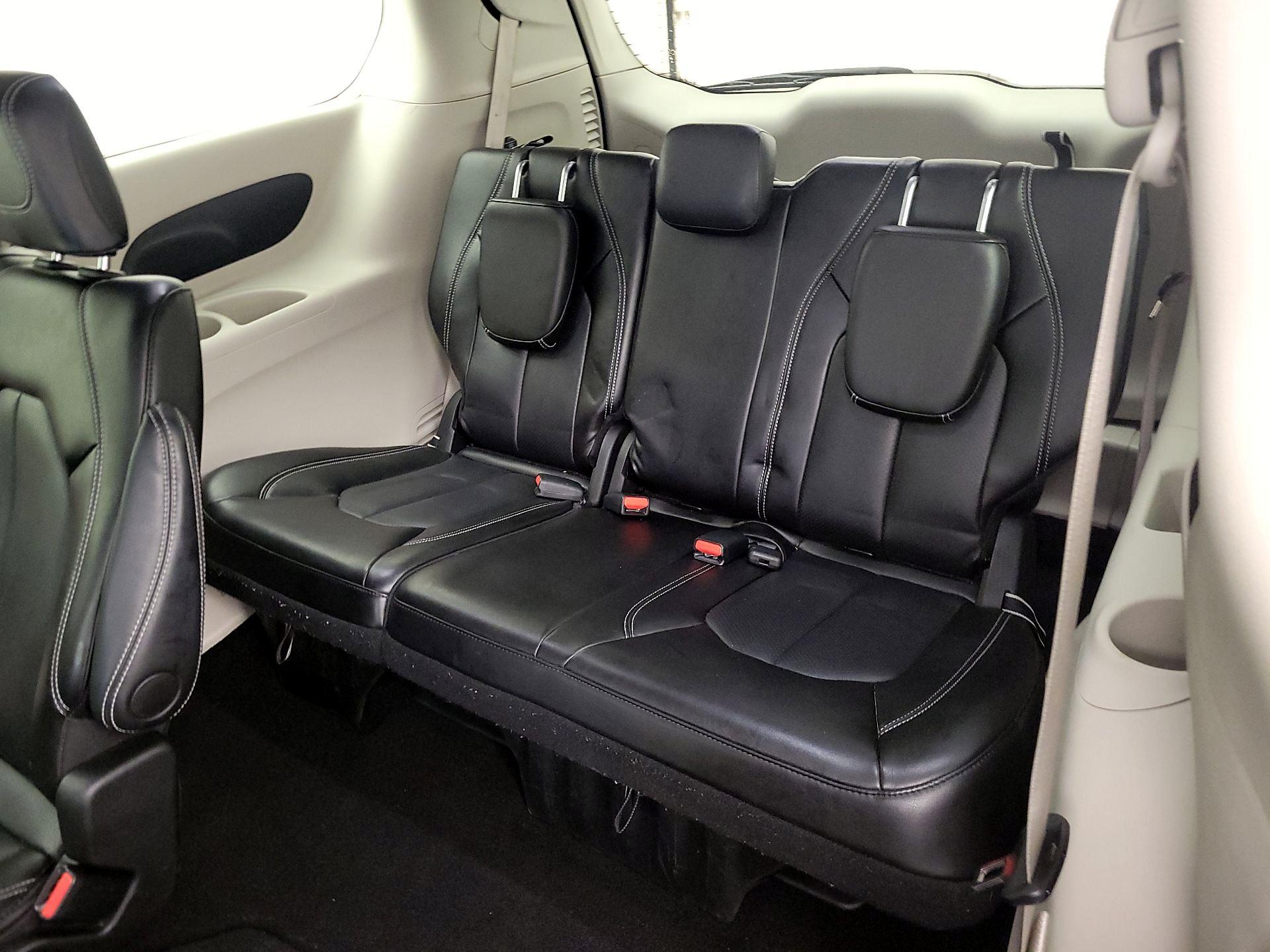 Thumbnail: 2024 Chrysler Pacifica - 20