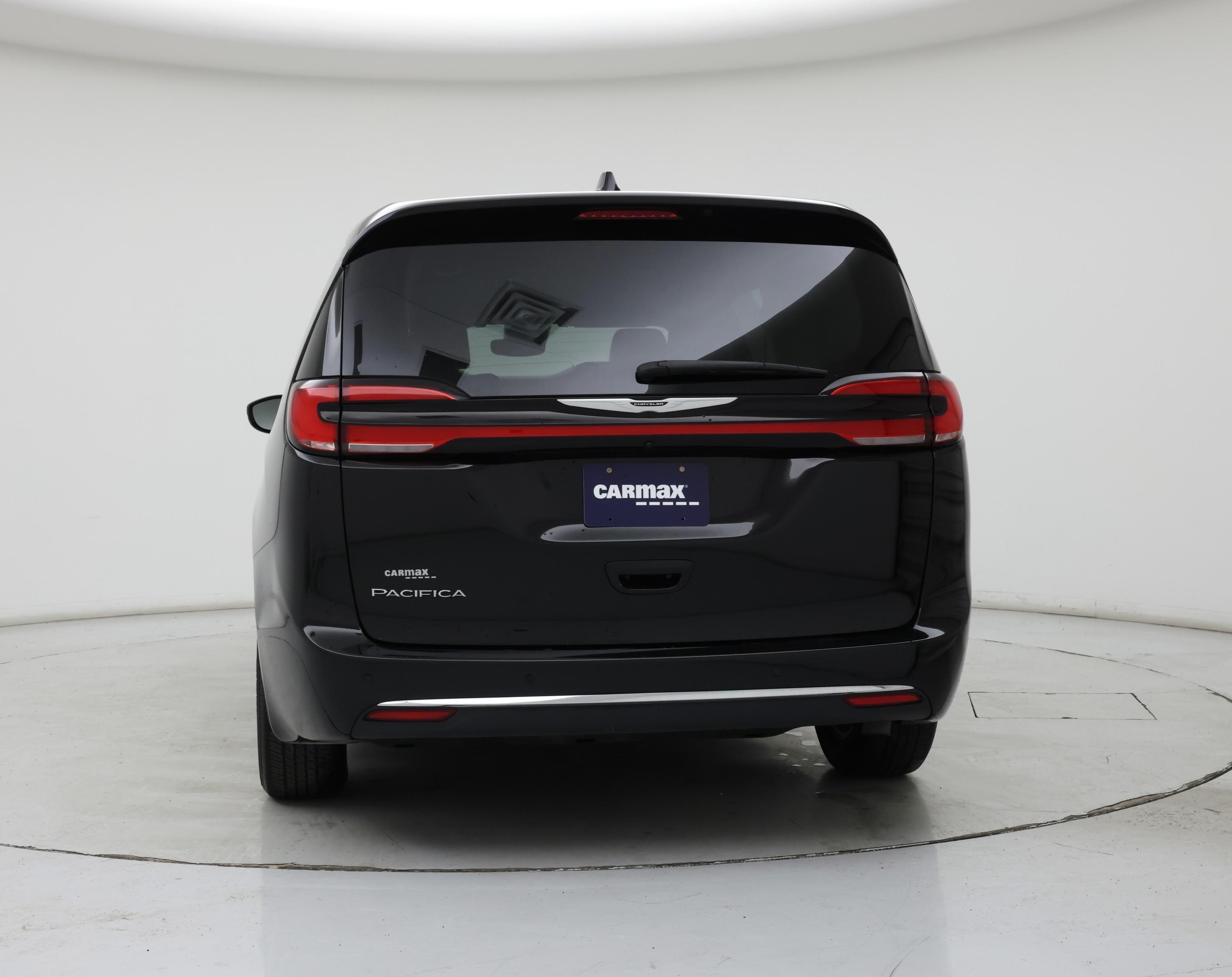 Thumbnail: 2024 Chrysler Pacifica - 6