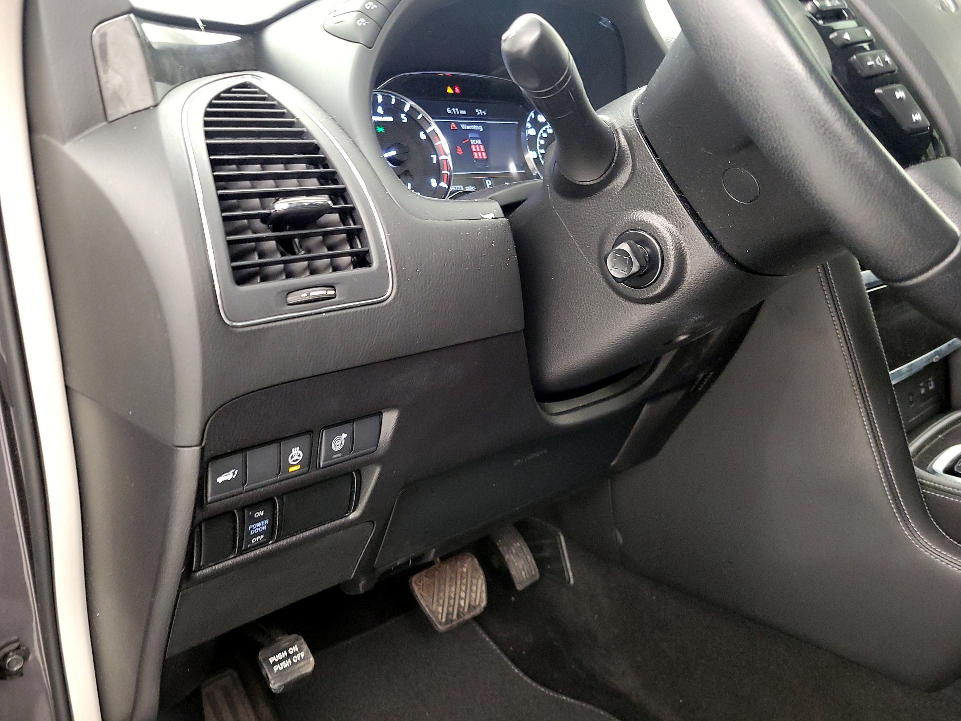 Thumbnail: 2023 INFINITI QX80 - 13