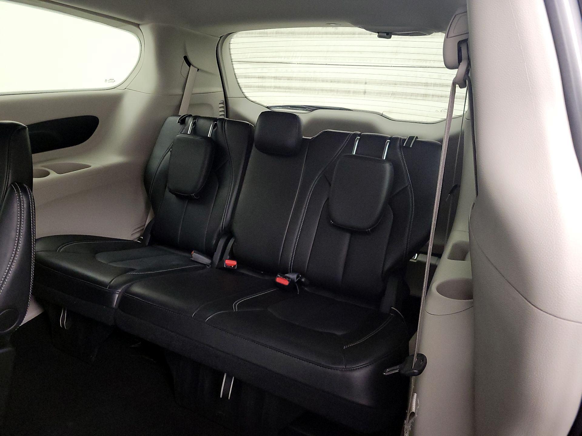 Thumbnail: 2024 Chrysler Pacifica - 20