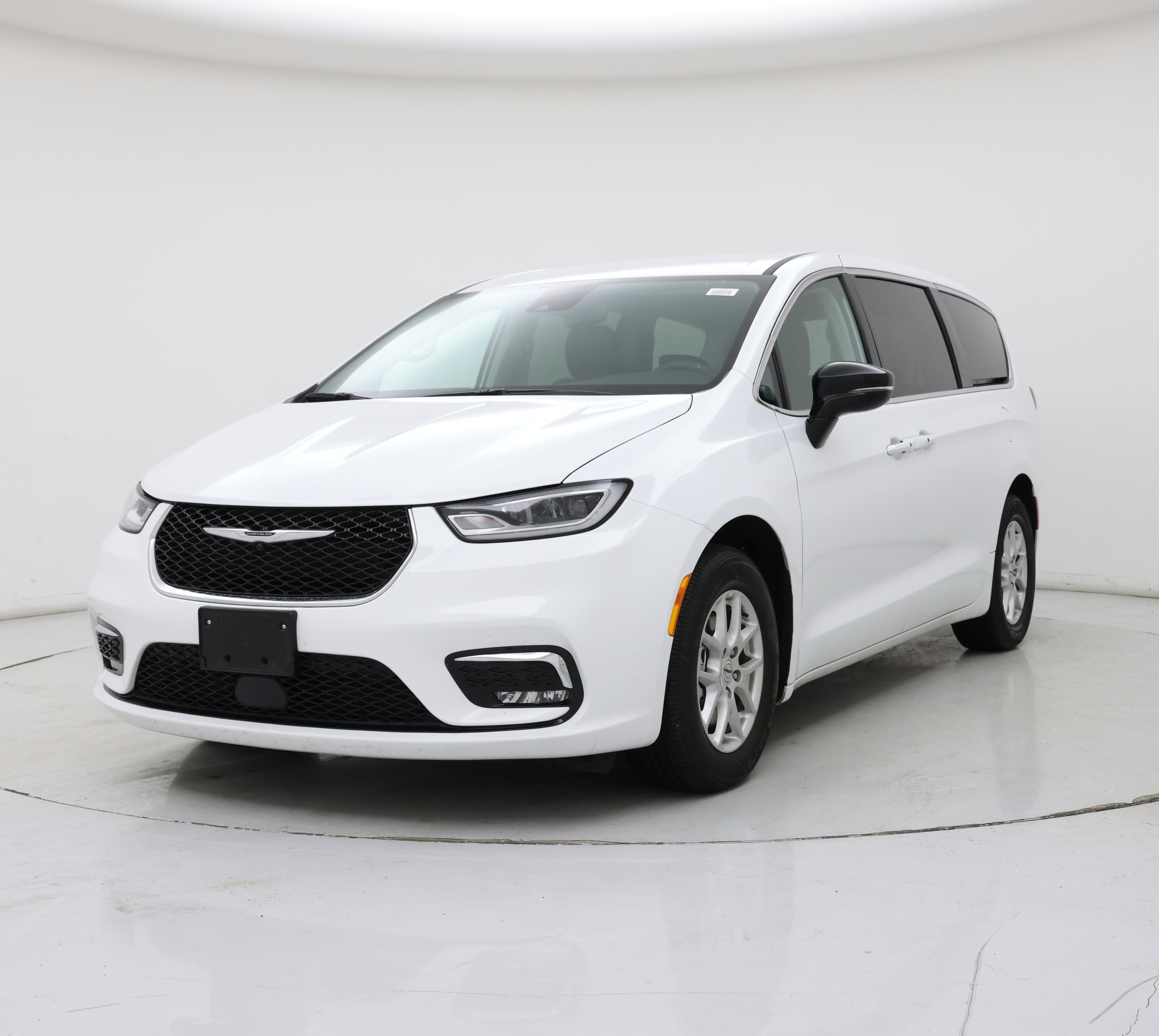 Thumbnail: 2024 Chrysler Pacifica - 4