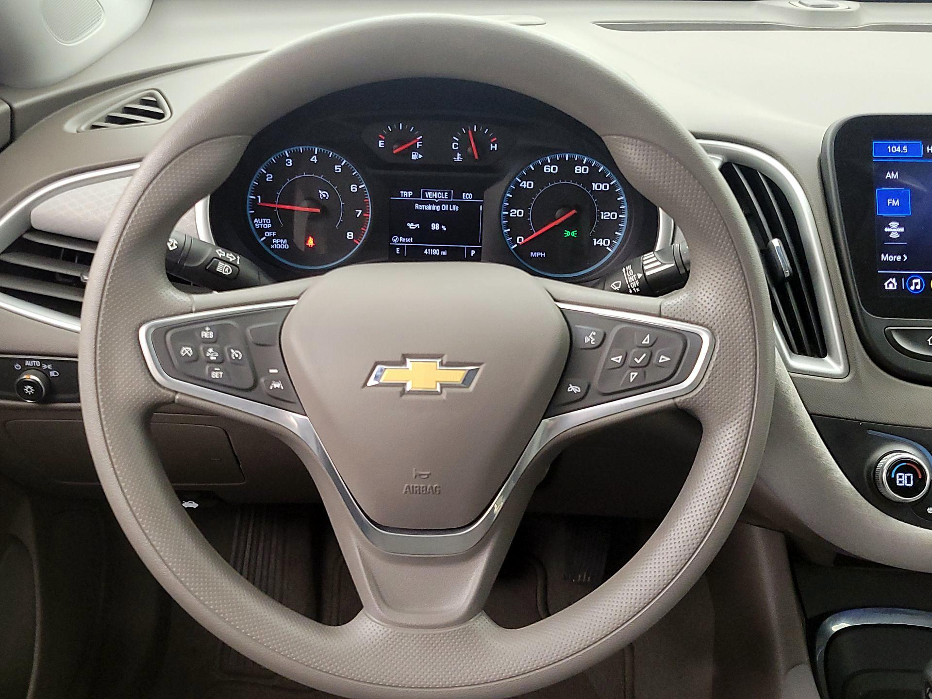 Thumbnail: 2023 Chevrolet Malibu - 10