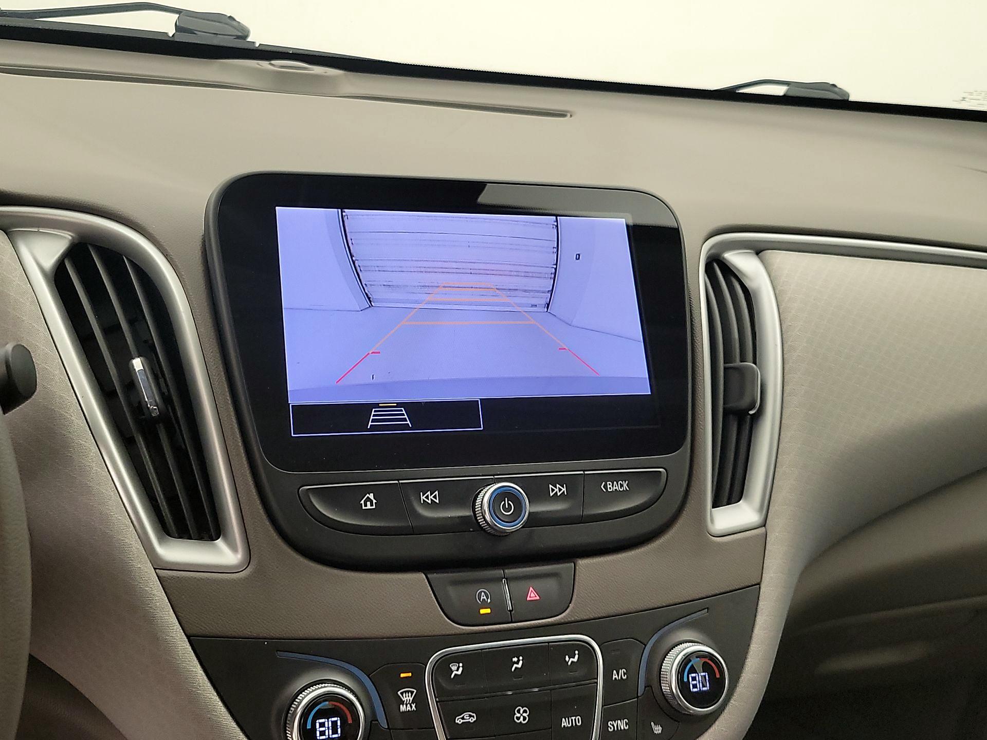 Thumbnail: 2023 Chevrolet Malibu - 14