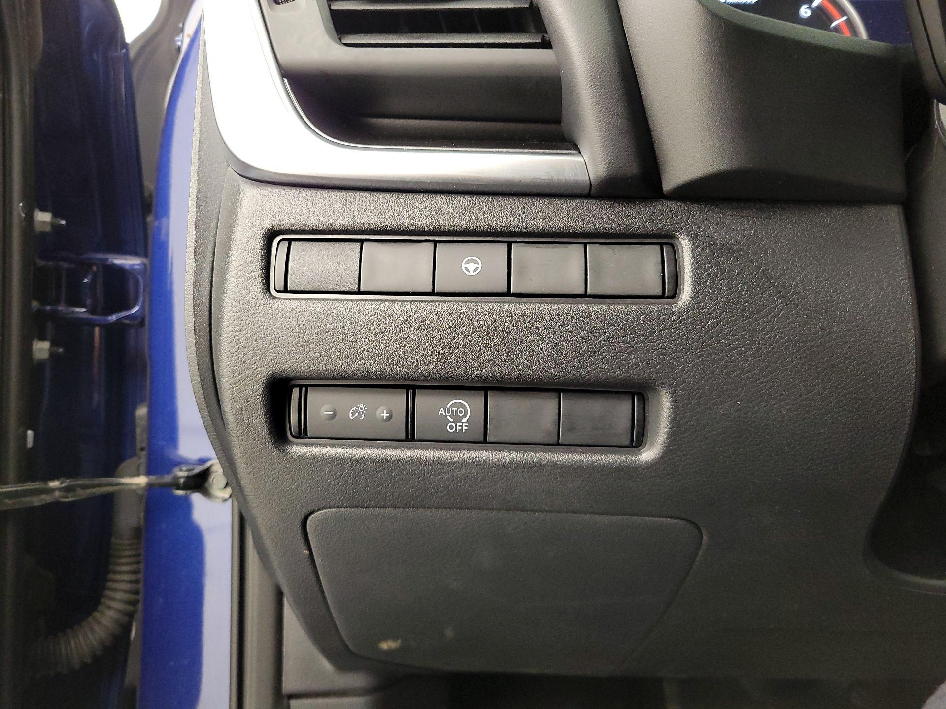 Thumbnail: 2023 Nissan Rogue - 13