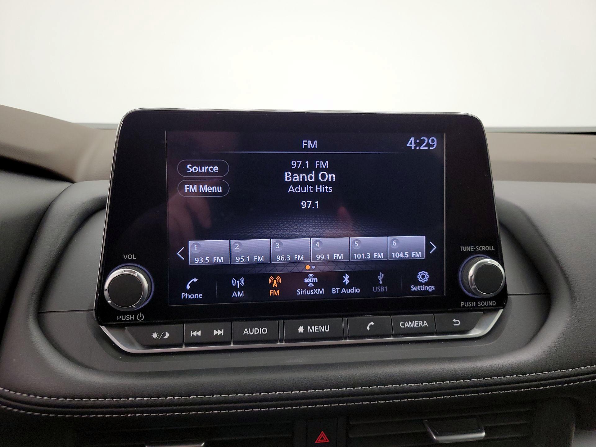 Thumbnail: 2023 Nissan Rogue - 15