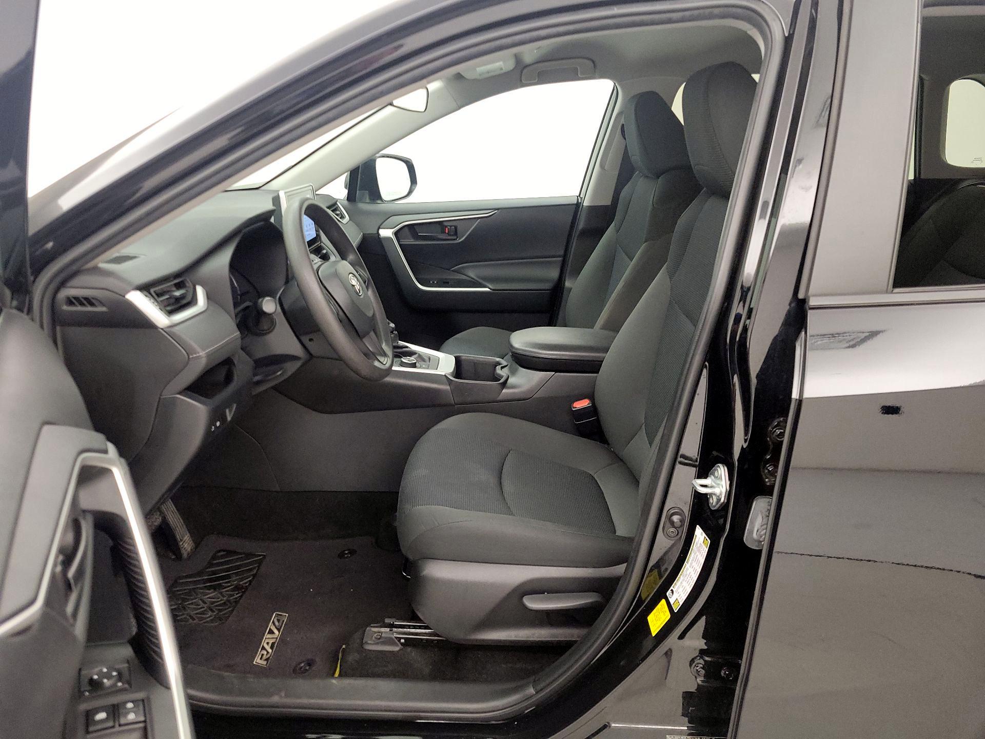 Thumbnail: 2024 Toyota RAV4 - 11