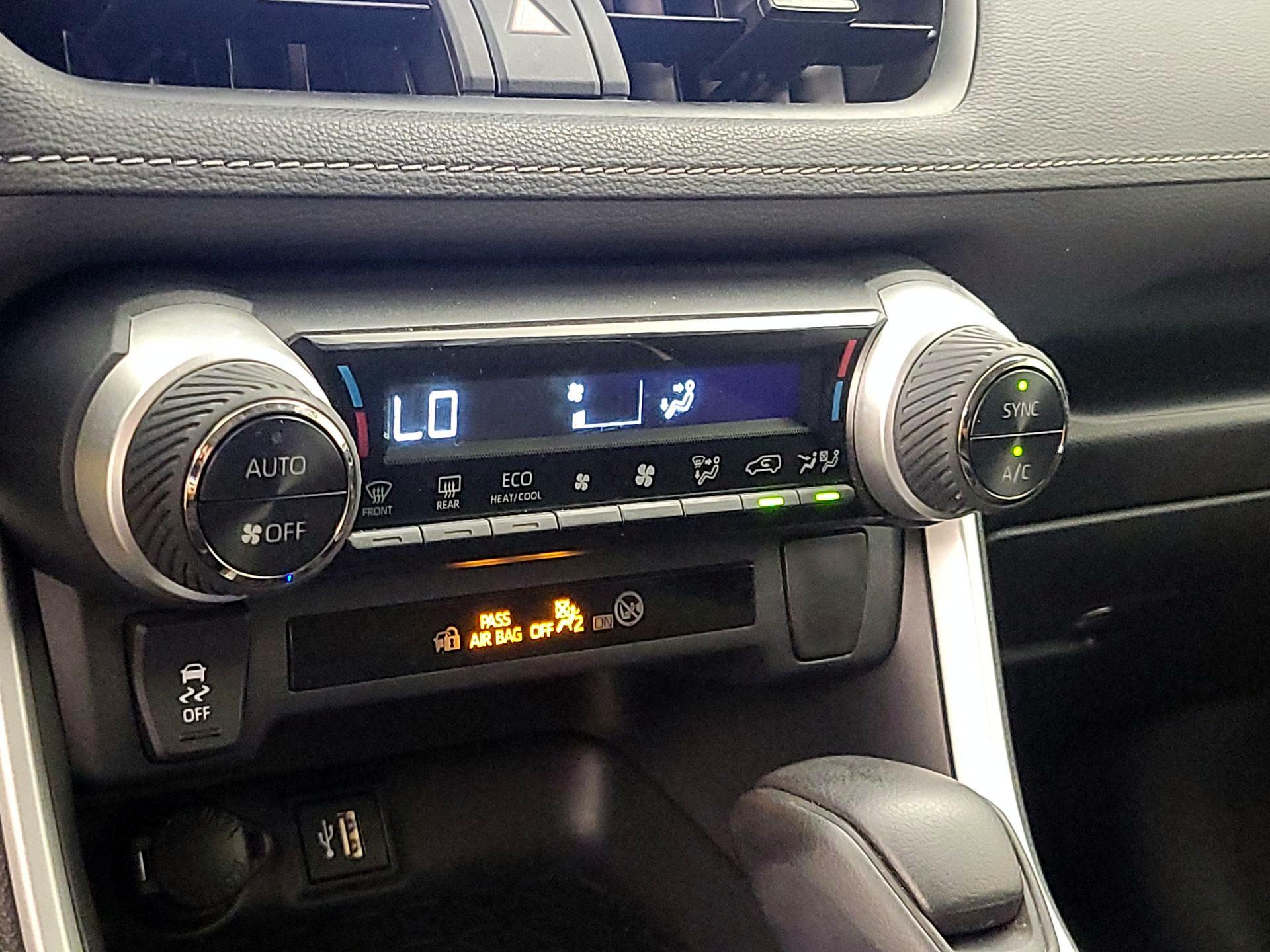 Thumbnail: 2024 Toyota RAV4 - 16