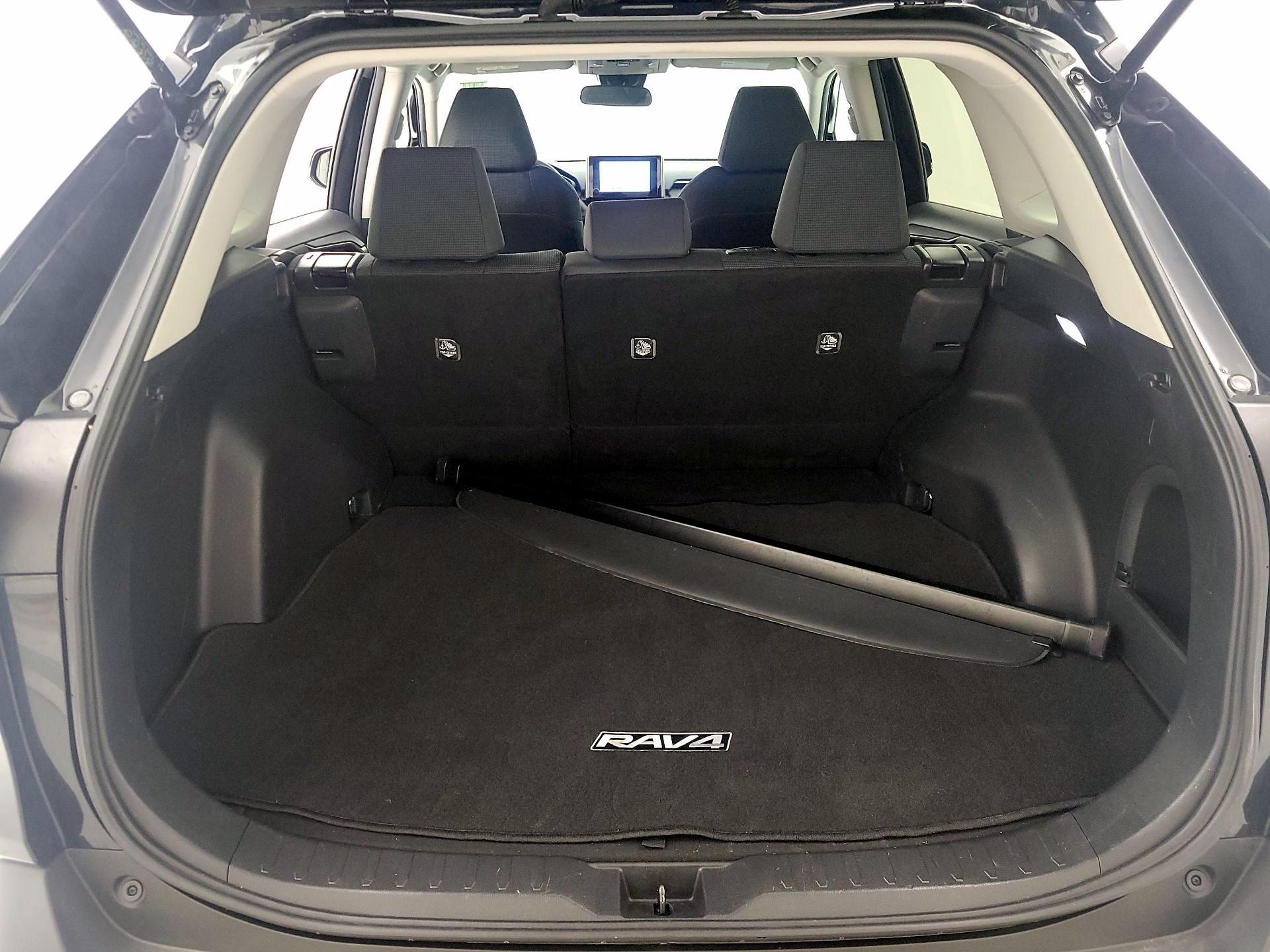 Thumbnail: 2024 Toyota RAV4 - 20