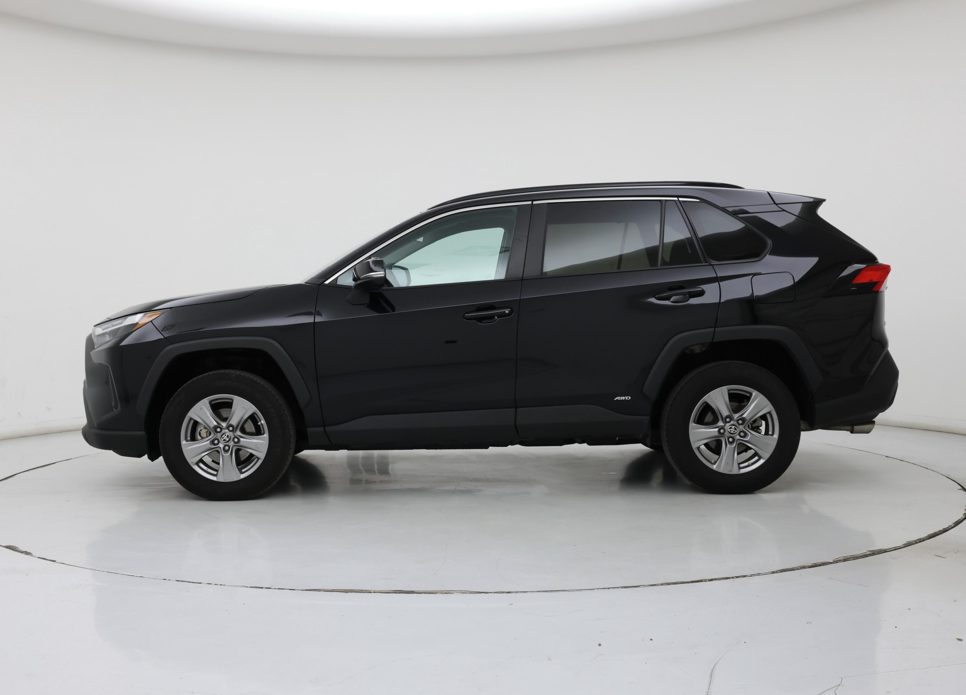 Thumbnail: 2024 Toyota RAV4 - 3