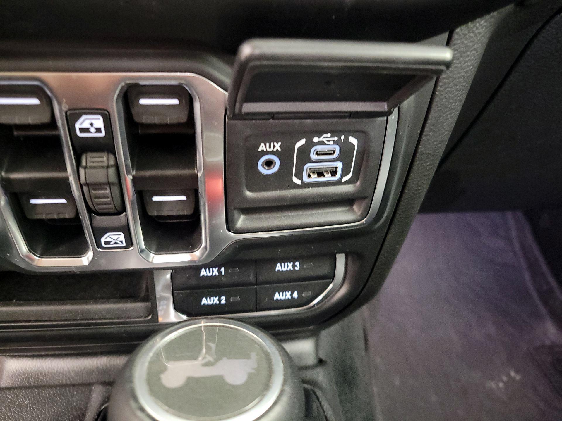 Thumbnail: 2023 Jeep Wrangler - 19