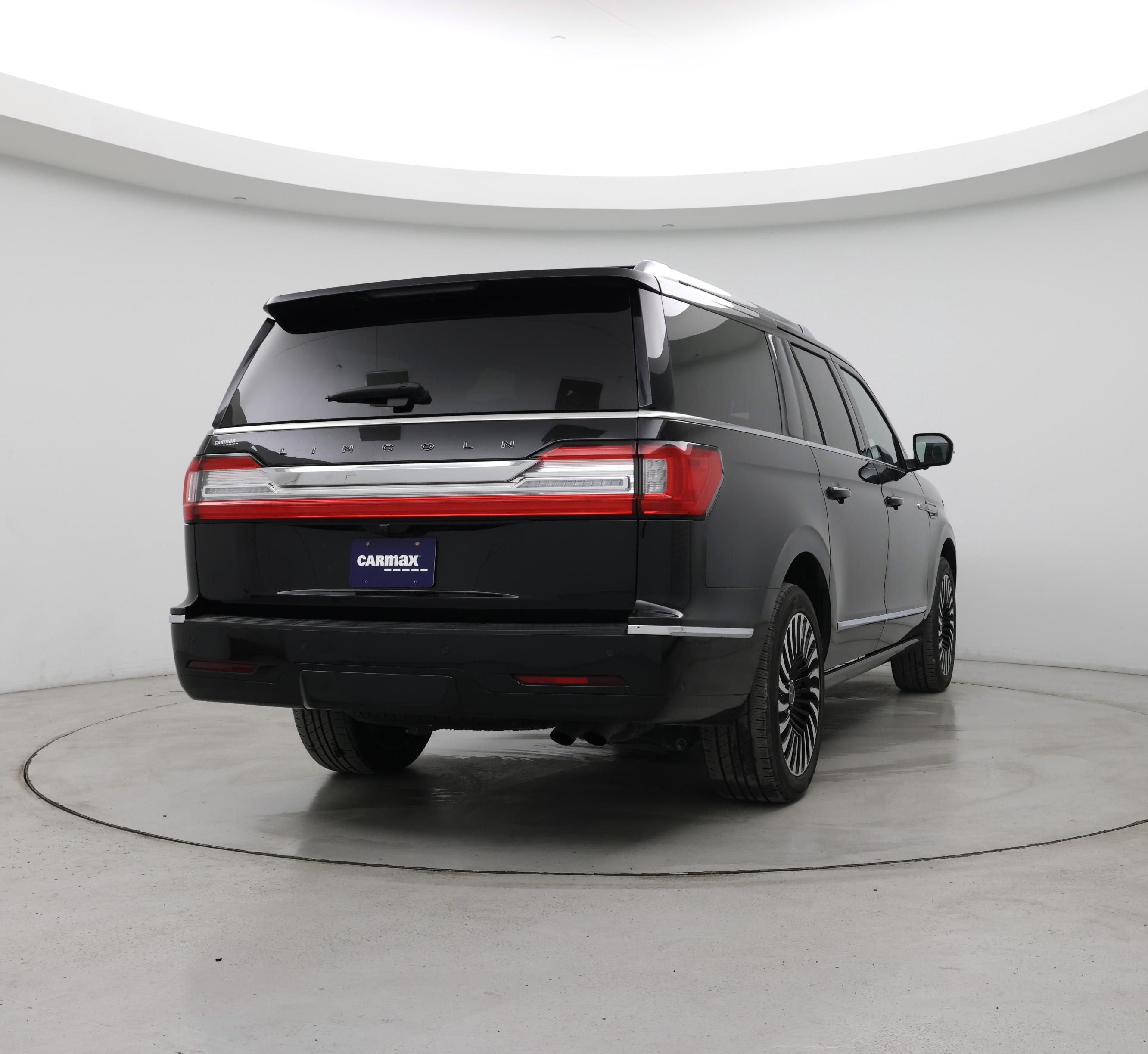 Thumbnail: 2021 Lincoln Navigator L - 8