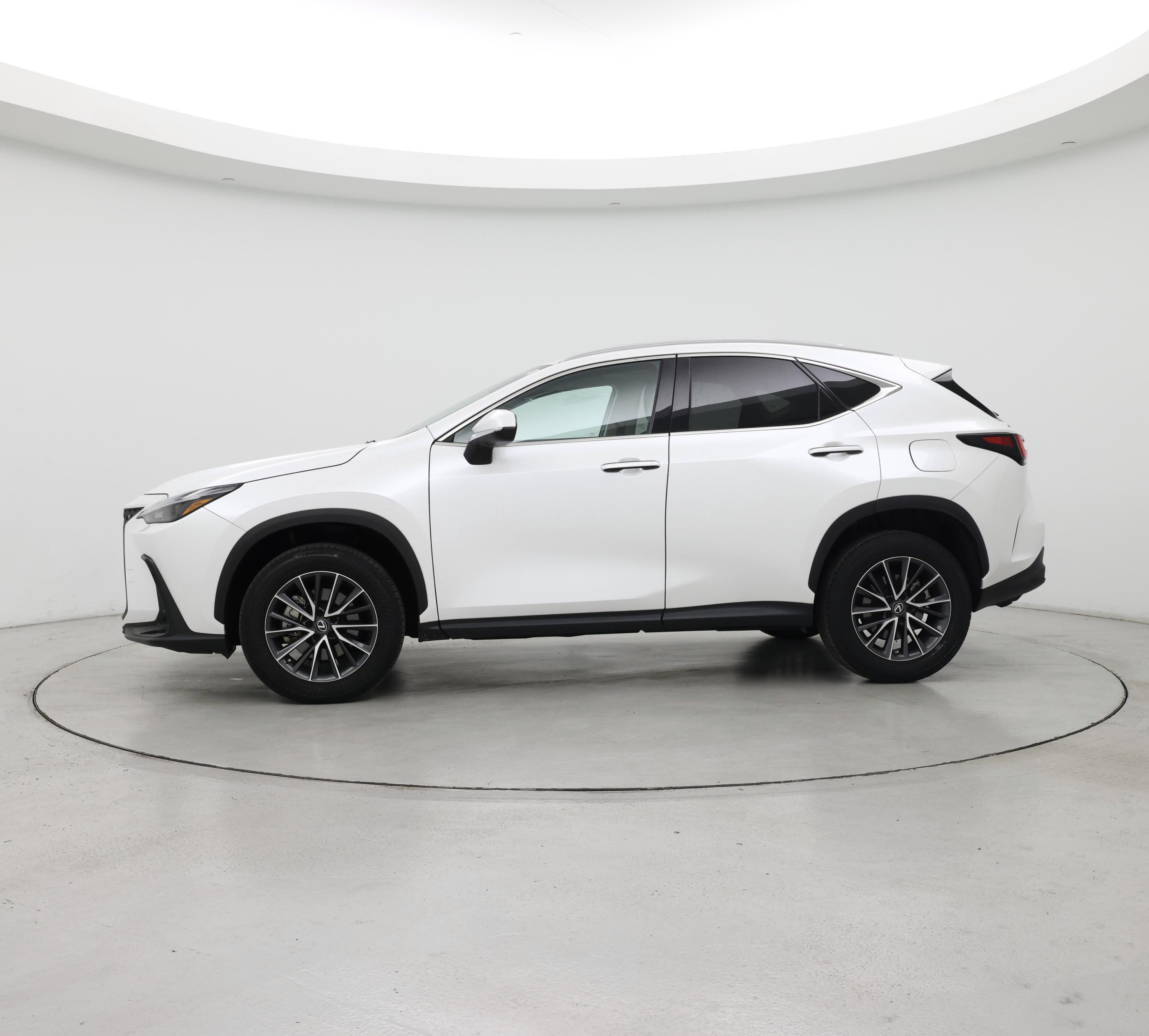 Thumbnail: 2022 Lexus NX - 3