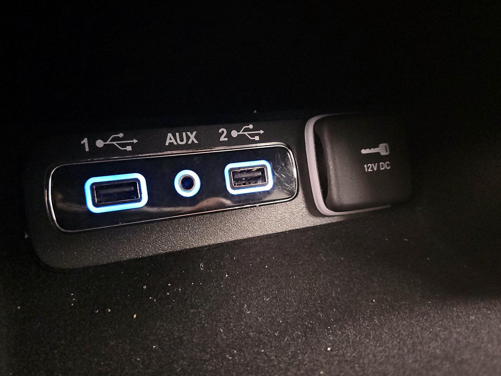 Thumbnail: 2021 Jeep Grand Cherokee - 19