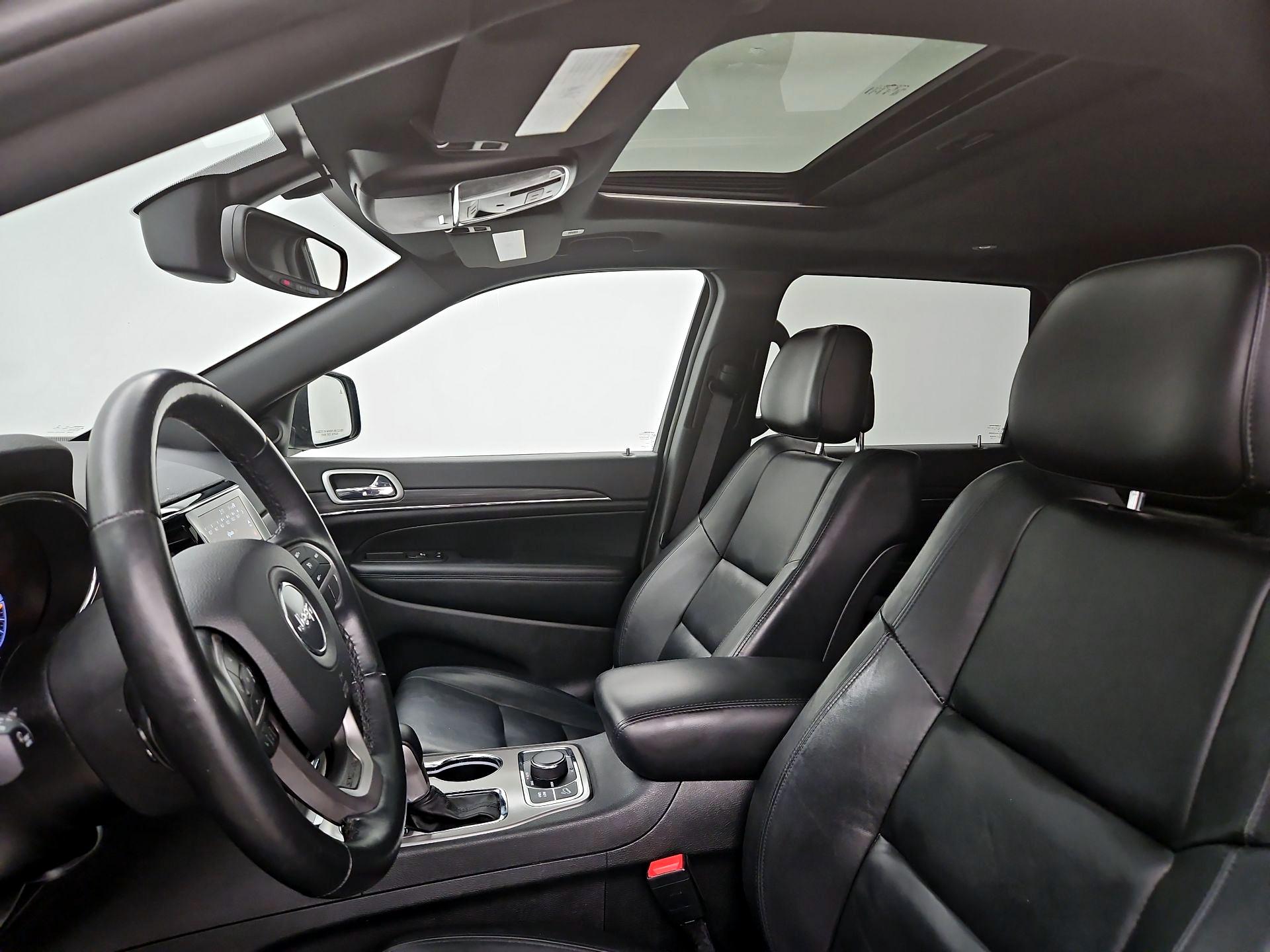 Thumbnail: 2021 Jeep Grand Cherokee - 20