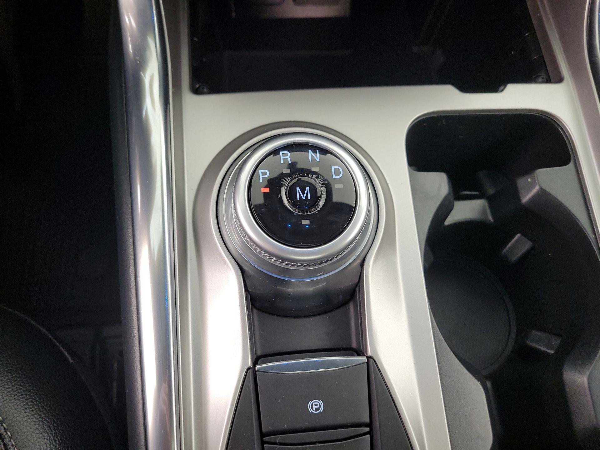 Thumbnail: 2020 Ford Explorer - 17