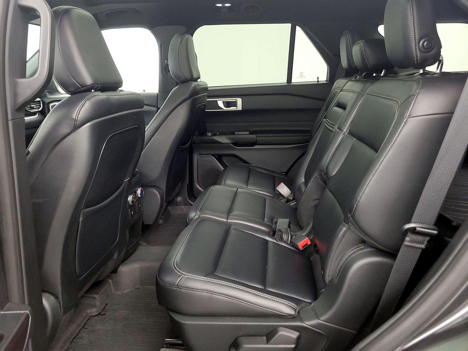 Thumbnail: 2020 Ford Explorer - 20