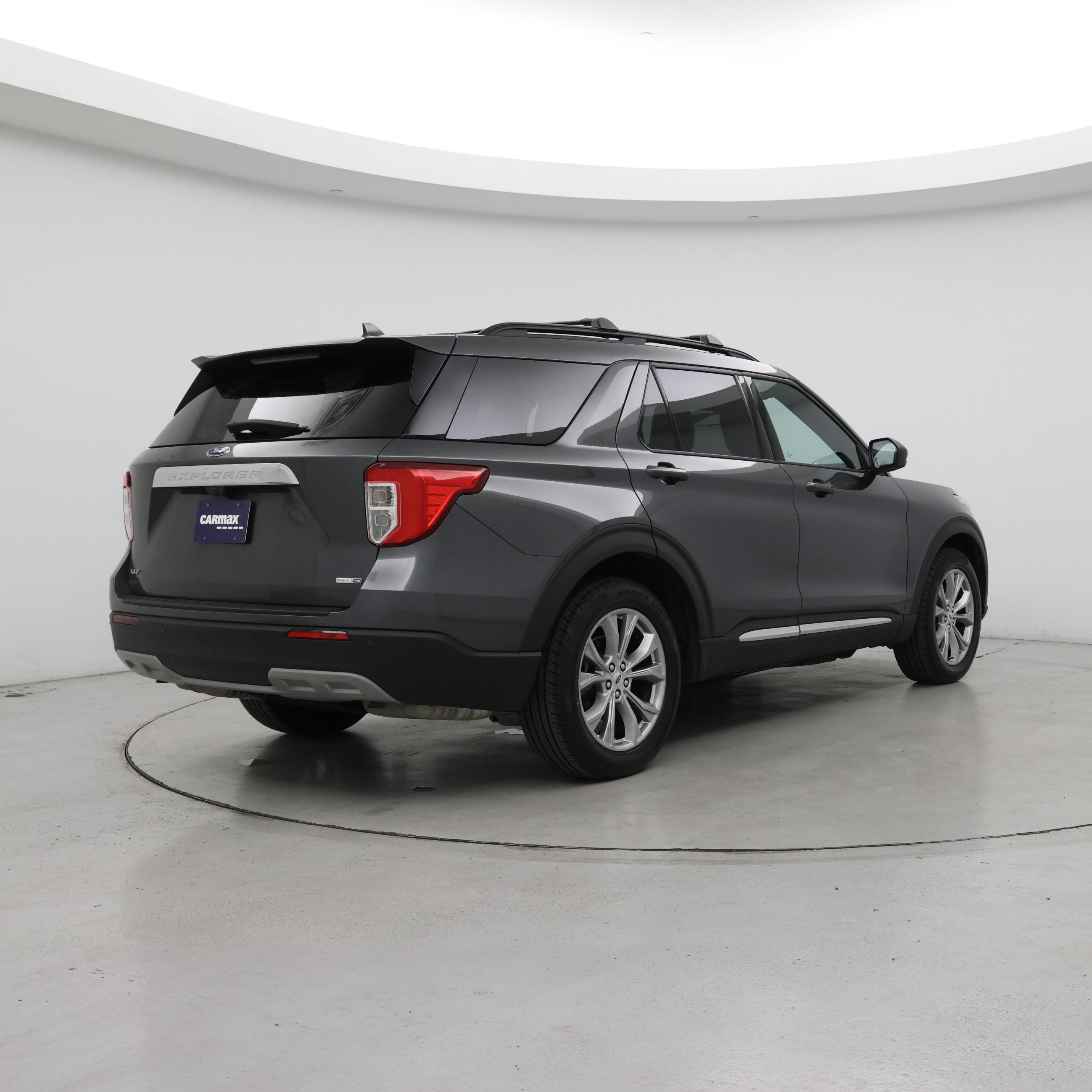 Thumbnail: 2020 Ford Explorer - 8