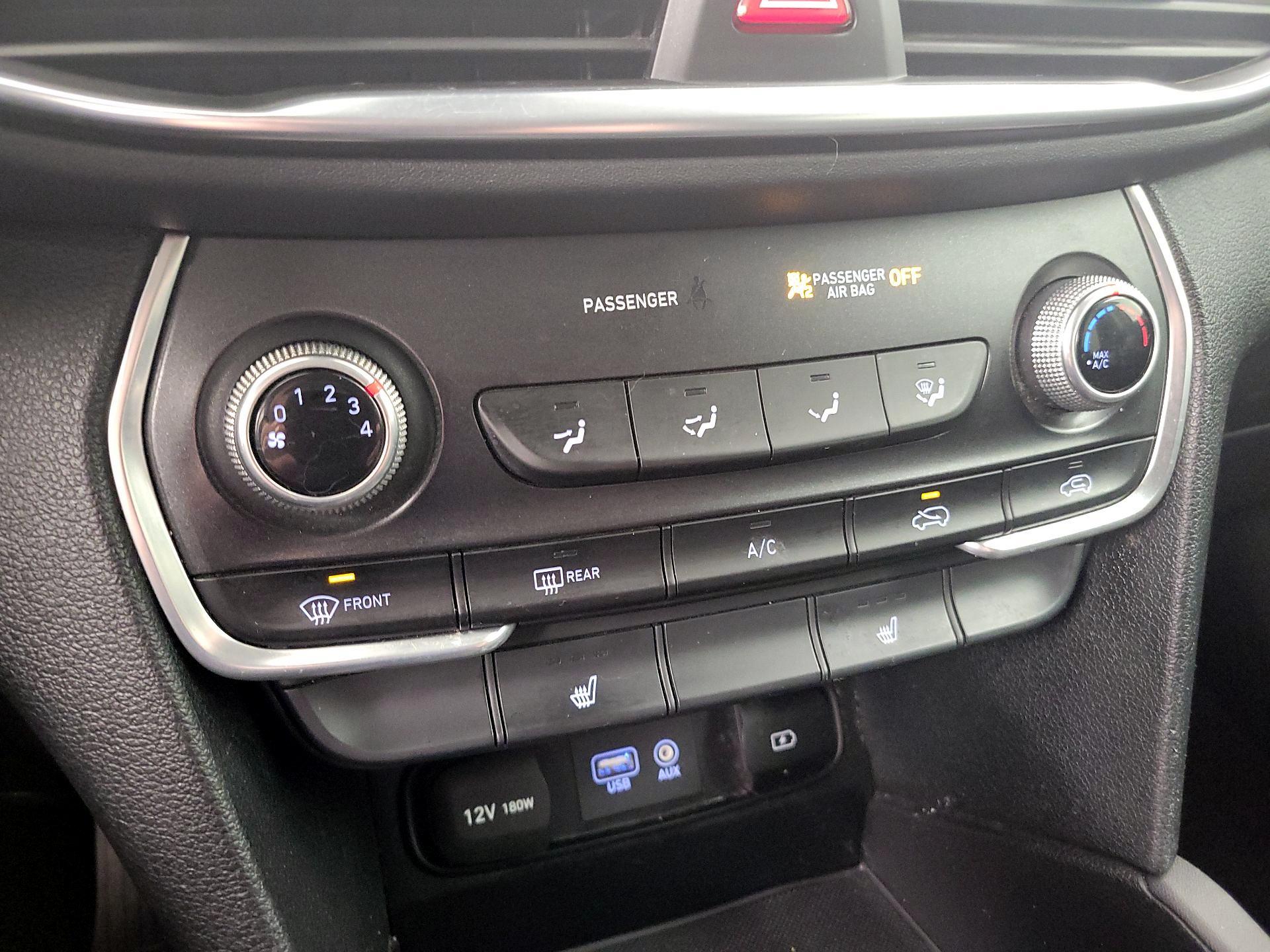 Thumbnail: 2019 Hyundai Santa Fe - 16