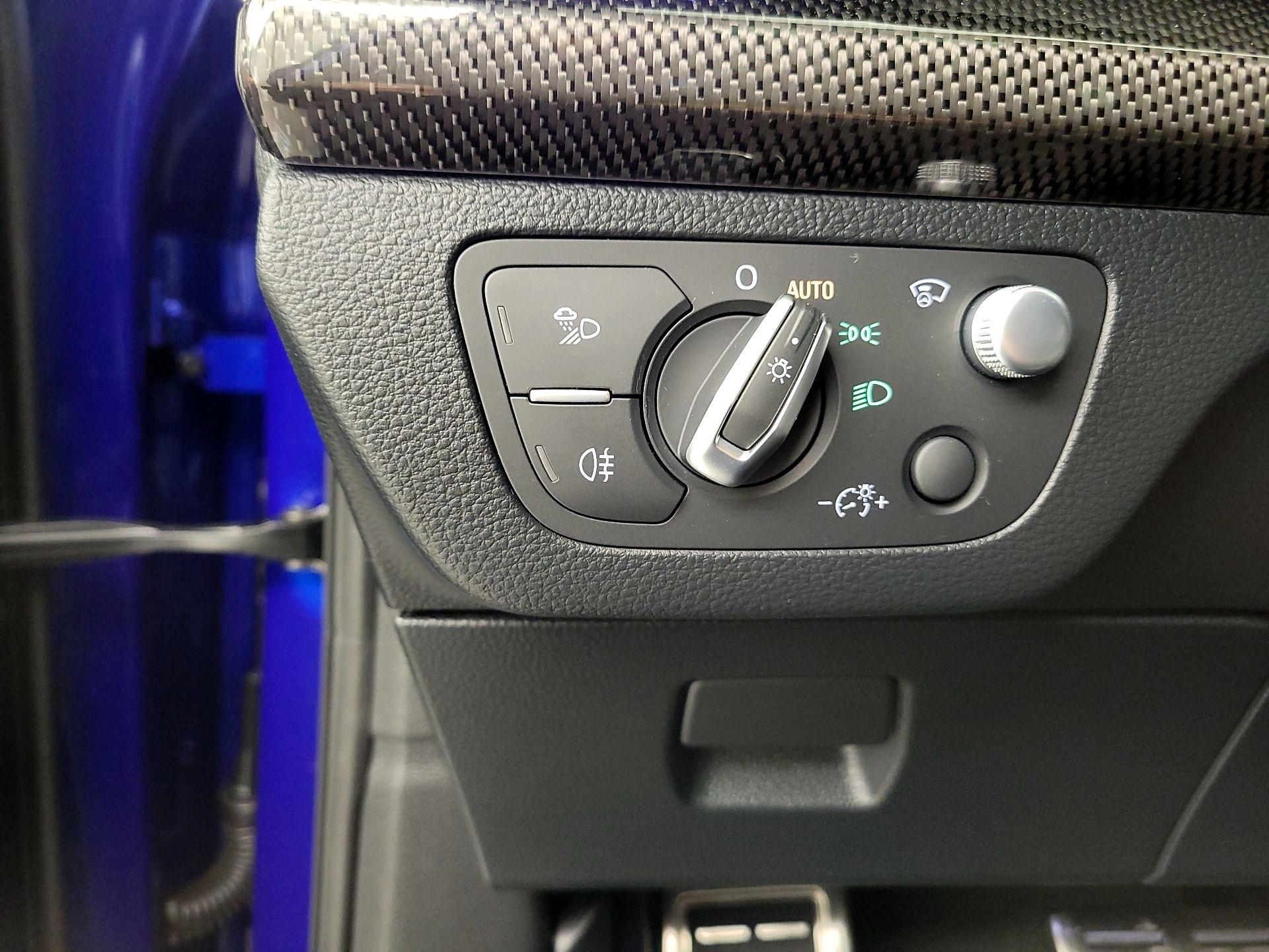 Thumbnail: 2023 Audi SQ5 - 13