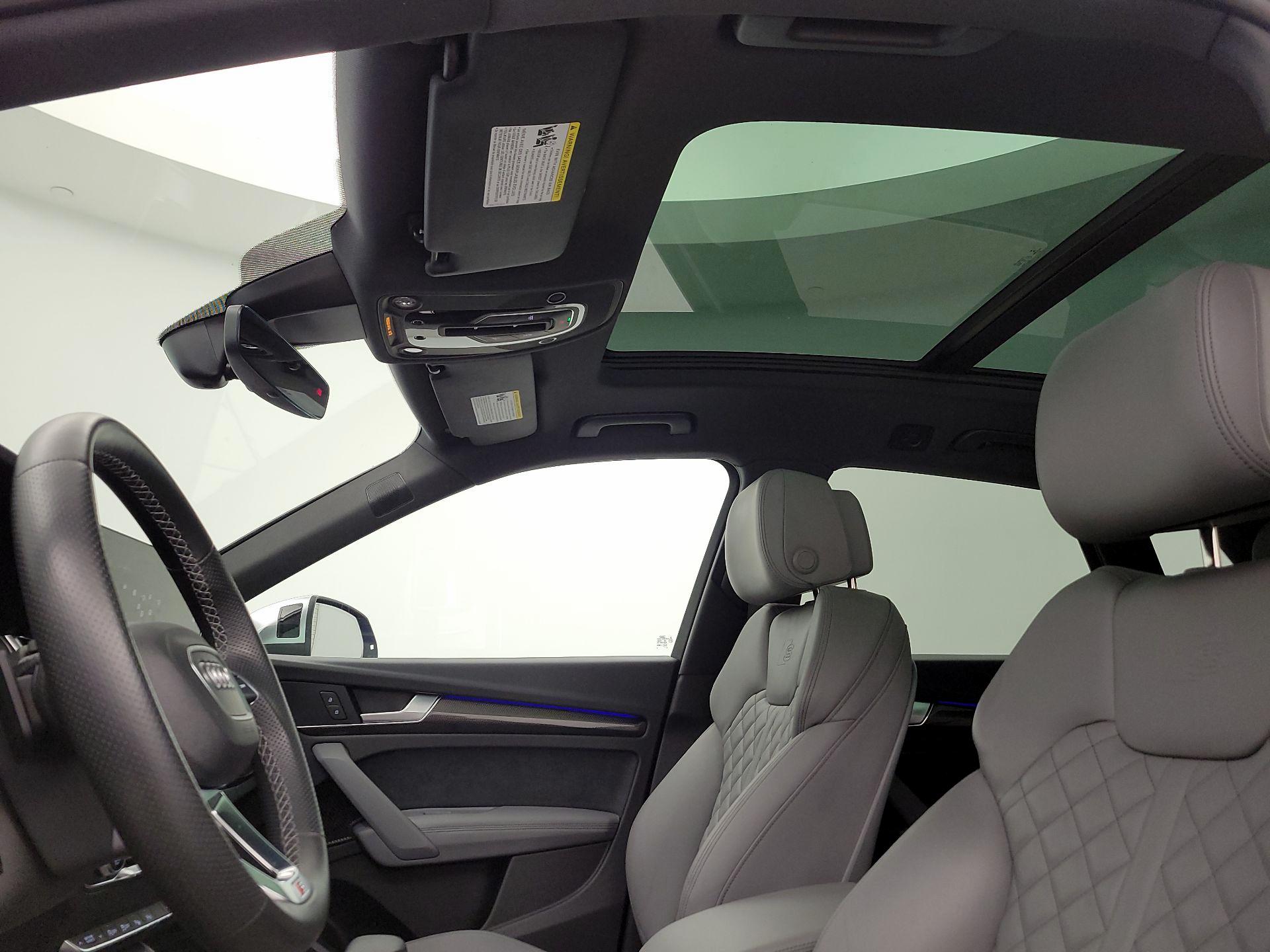 Thumbnail: 2023 Audi SQ5 - 20