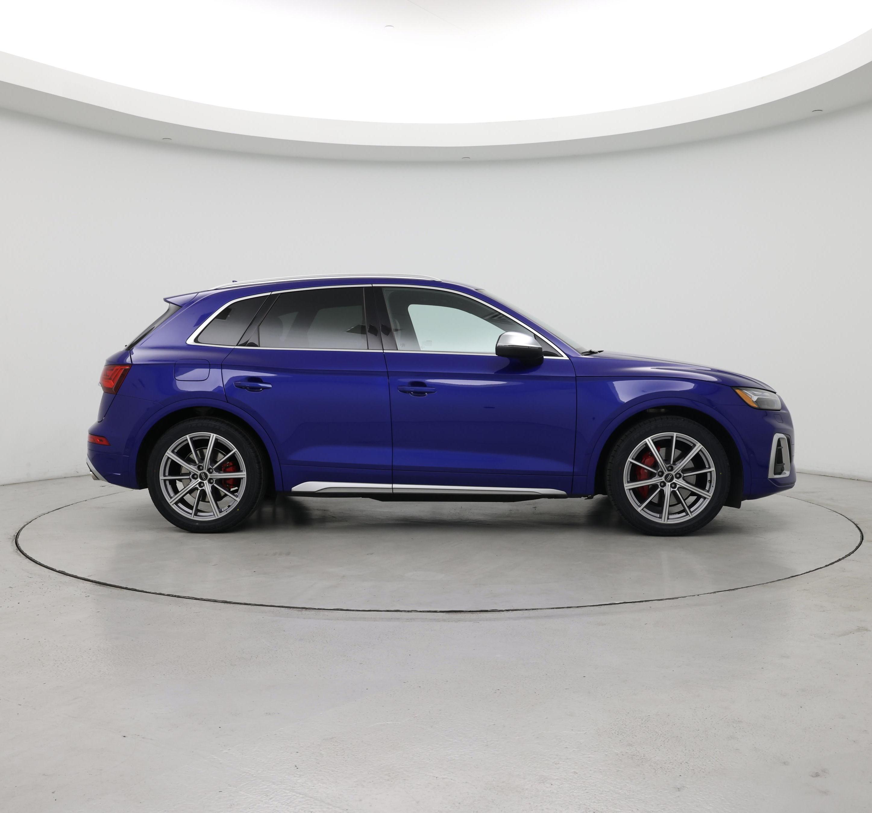 Thumbnail: 2023 Audi SQ5 - 7