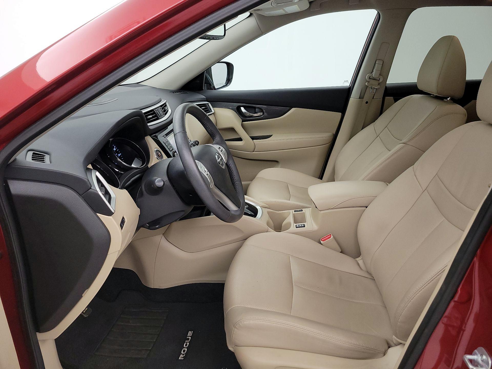 Thumbnail: 2016 Nissan Rogue - 11