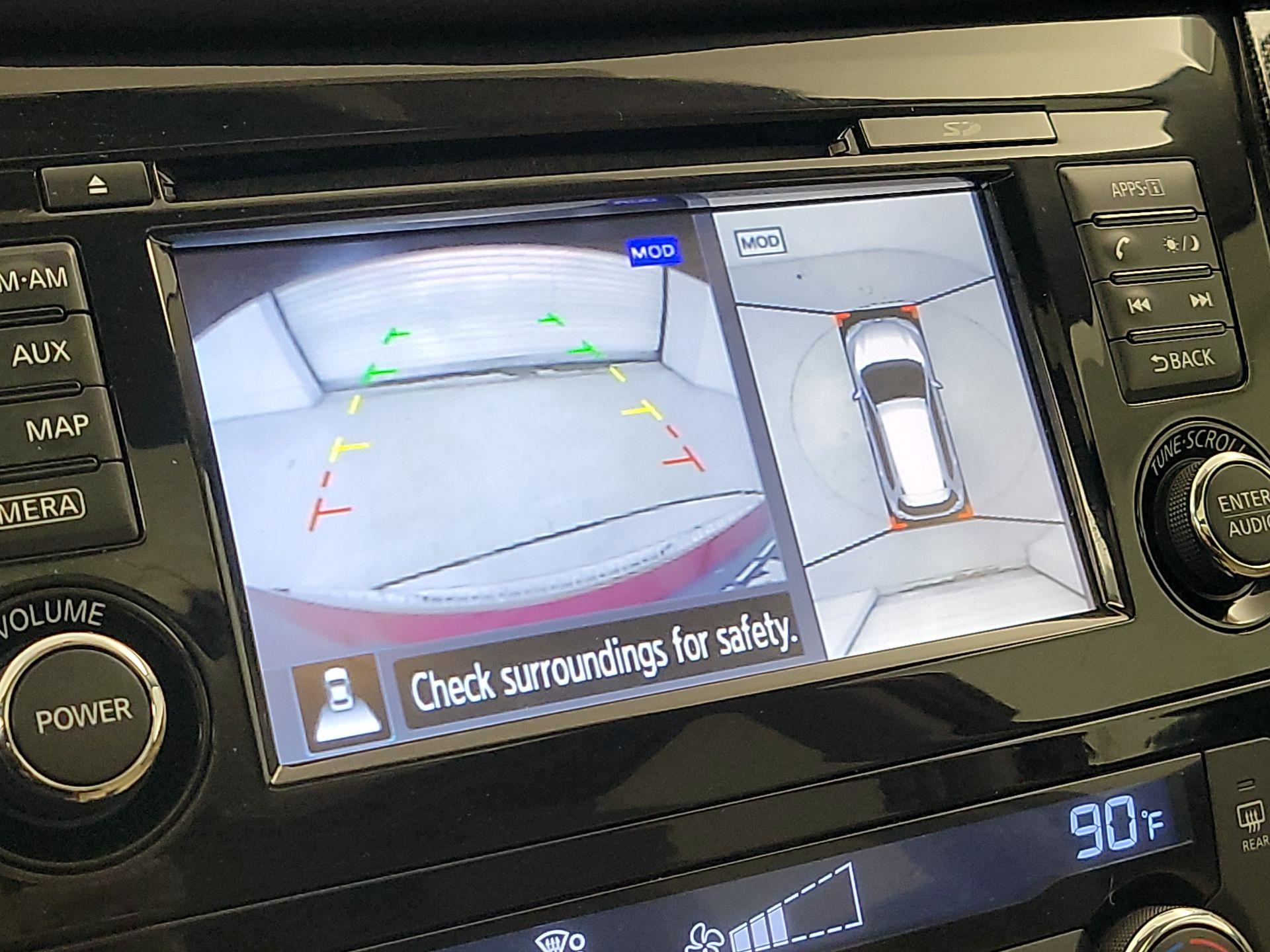 Thumbnail: 2016 Nissan Rogue - 15