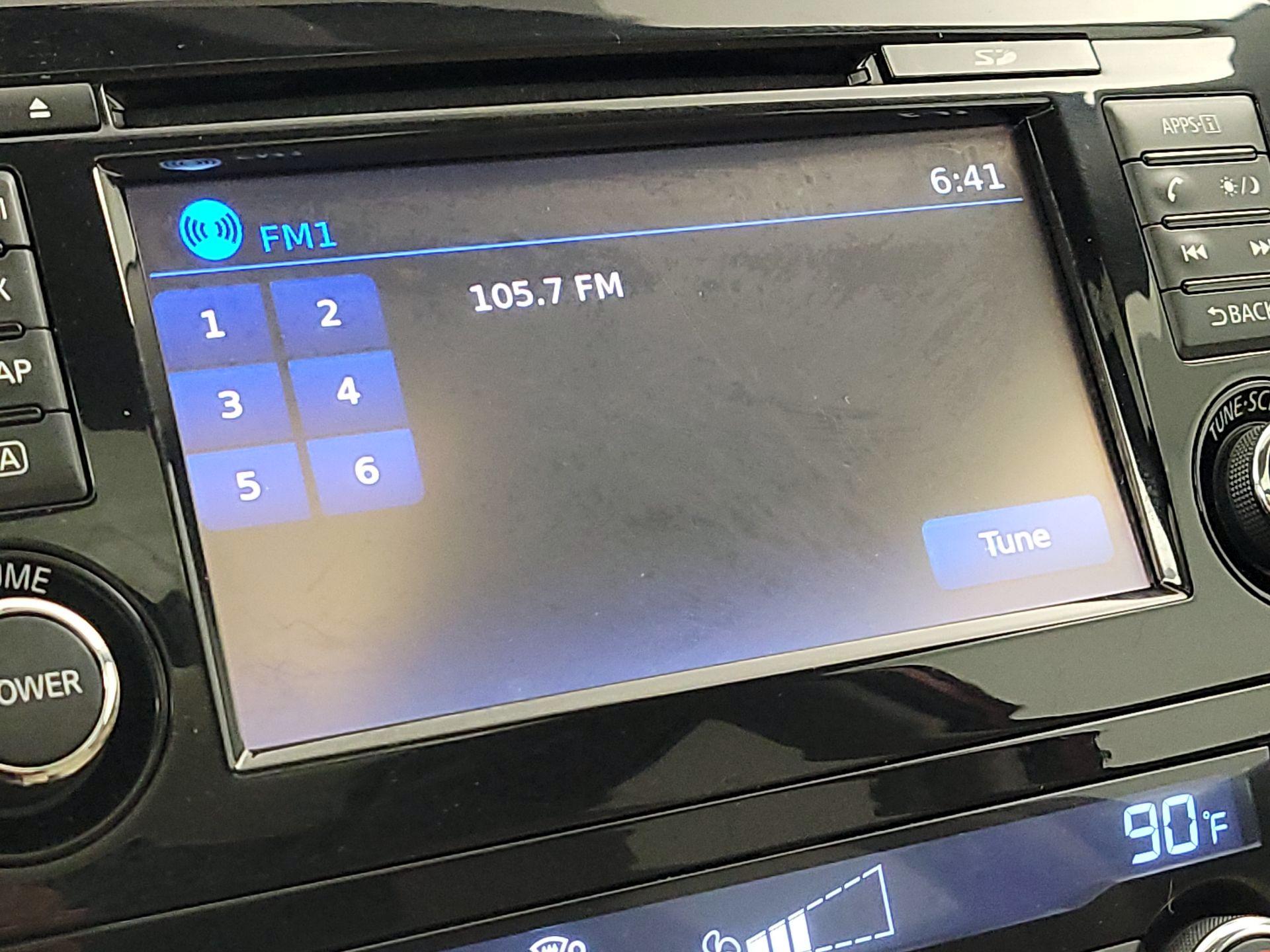 Thumbnail: 2016 Nissan Rogue - 16