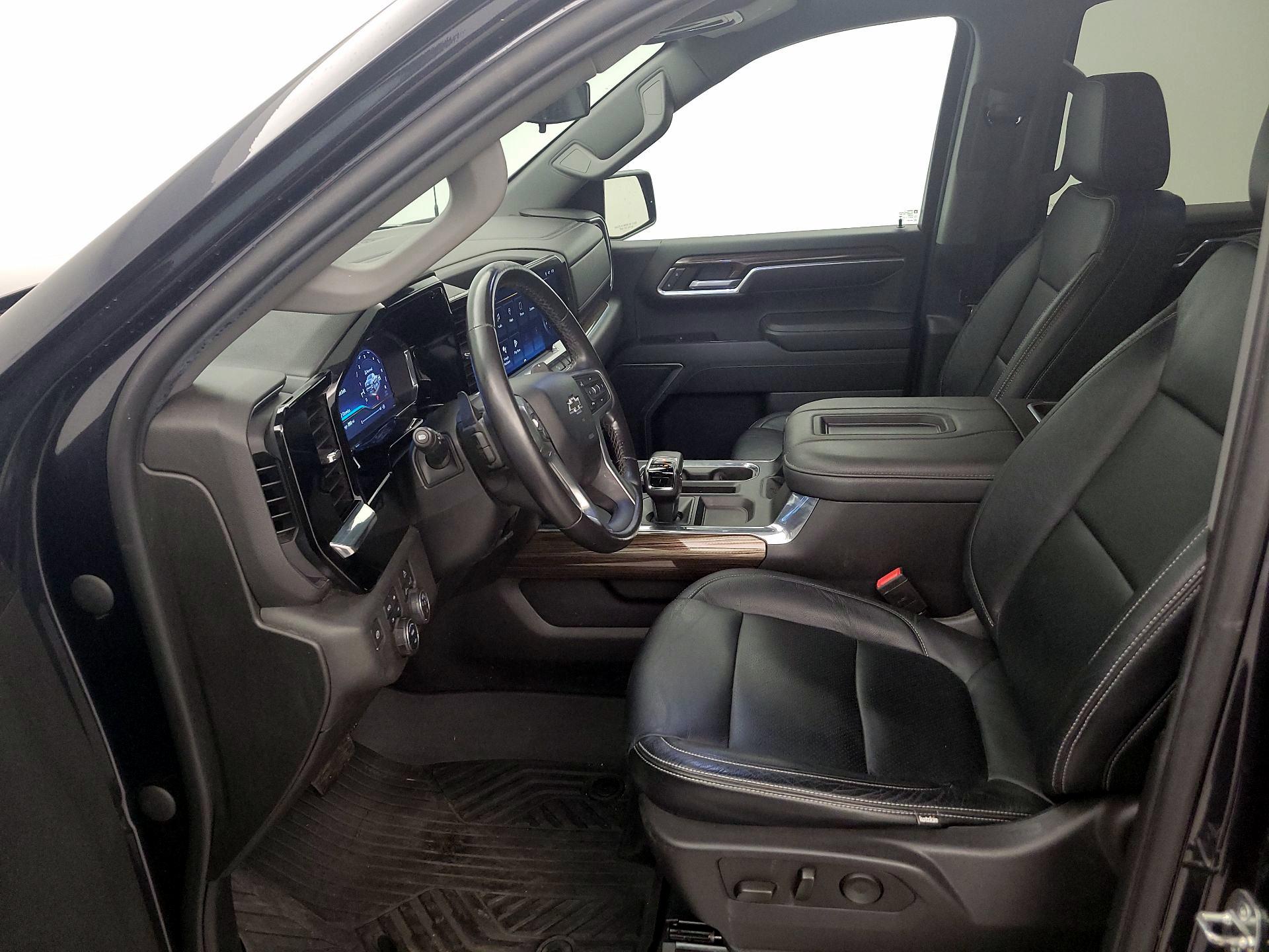 Thumbnail: 2022 Chevrolet Silverado 1500 - 11