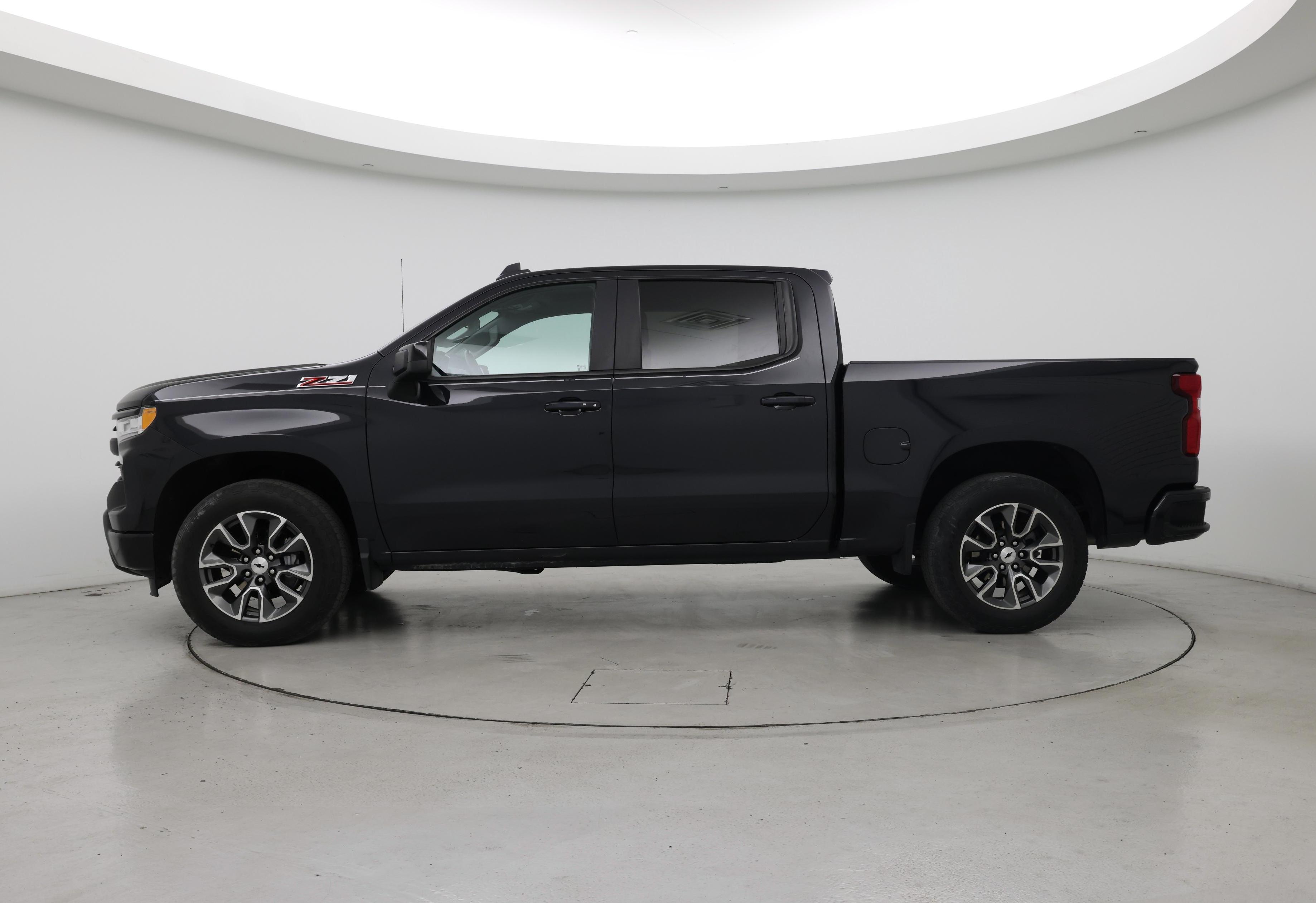 Thumbnail: 2022 Chevrolet Silverado 1500 - 3