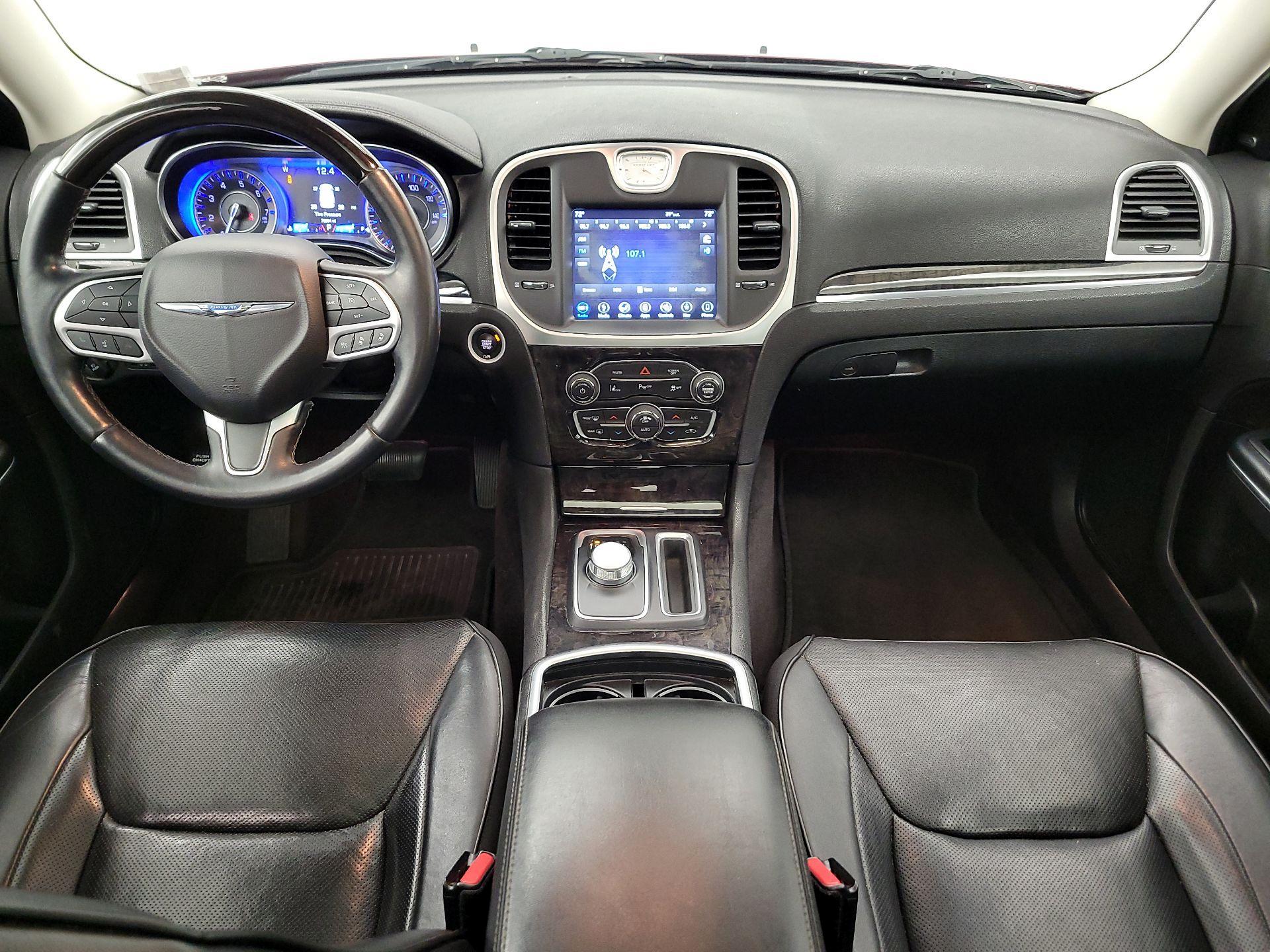 Thumbnail: 2018 Chrysler 300 - 9