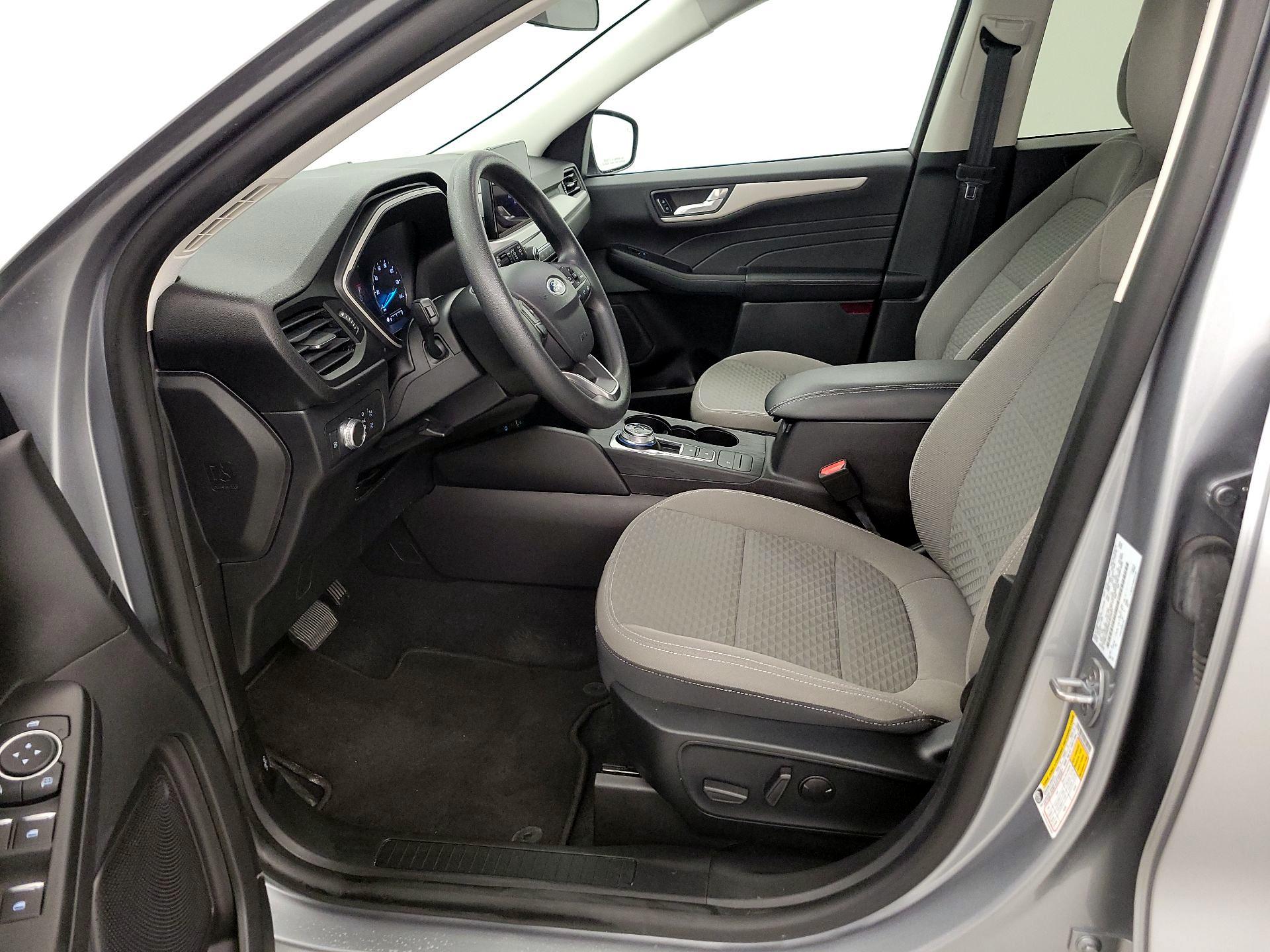 Thumbnail: 2021 Ford Escape - 11