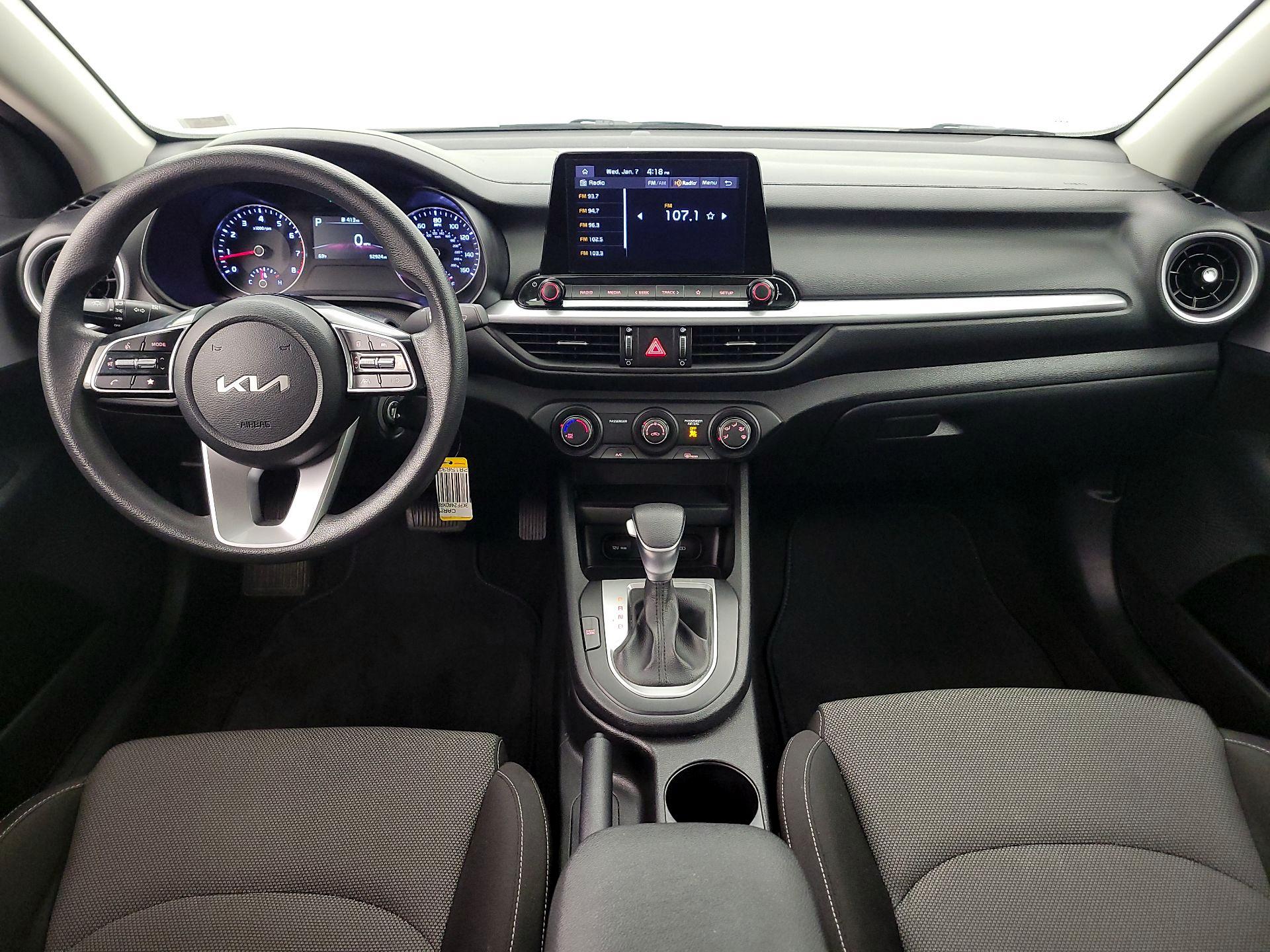 Thumbnail: 2024 Kia Forte - 9