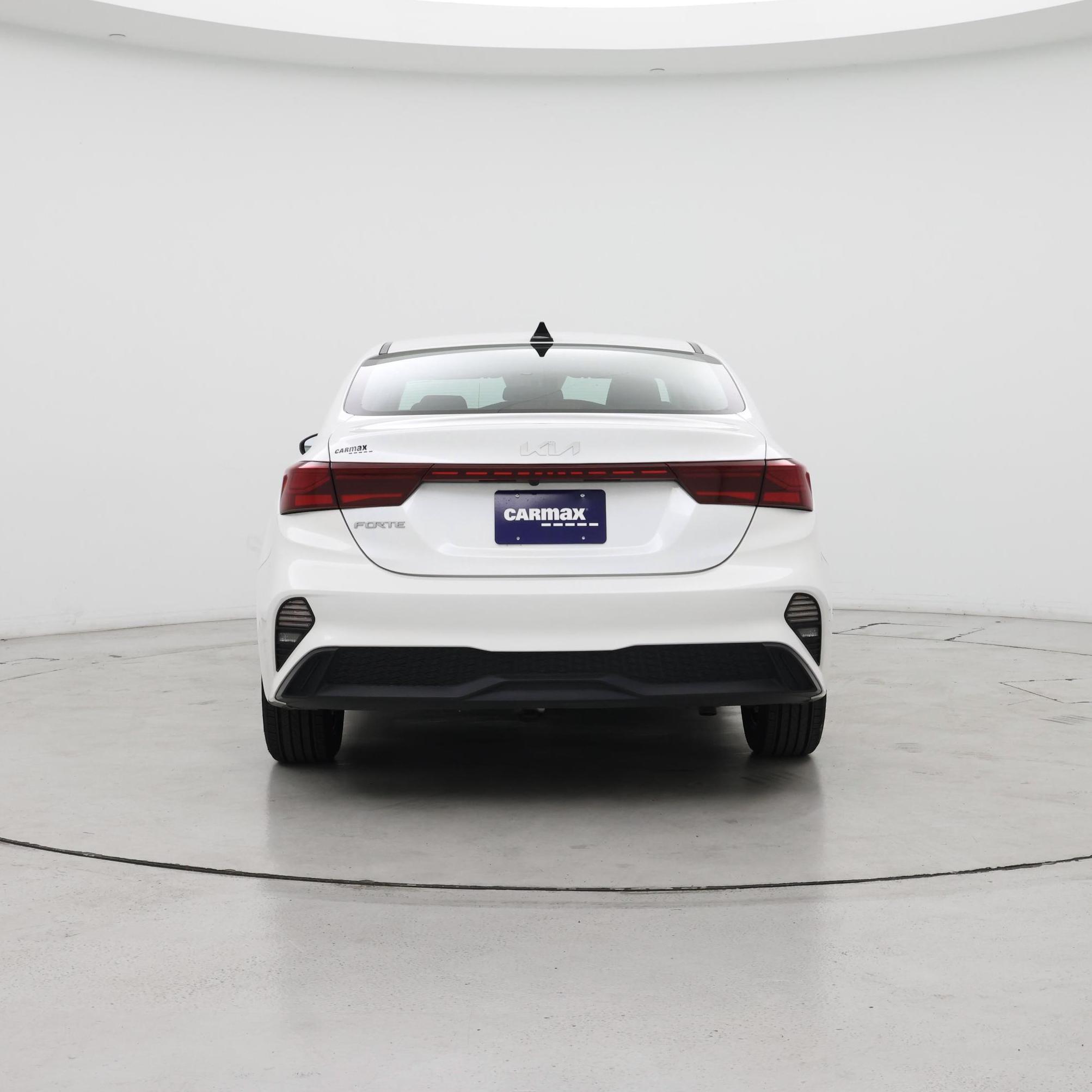 Thumbnail: 2024 Kia Forte - 6