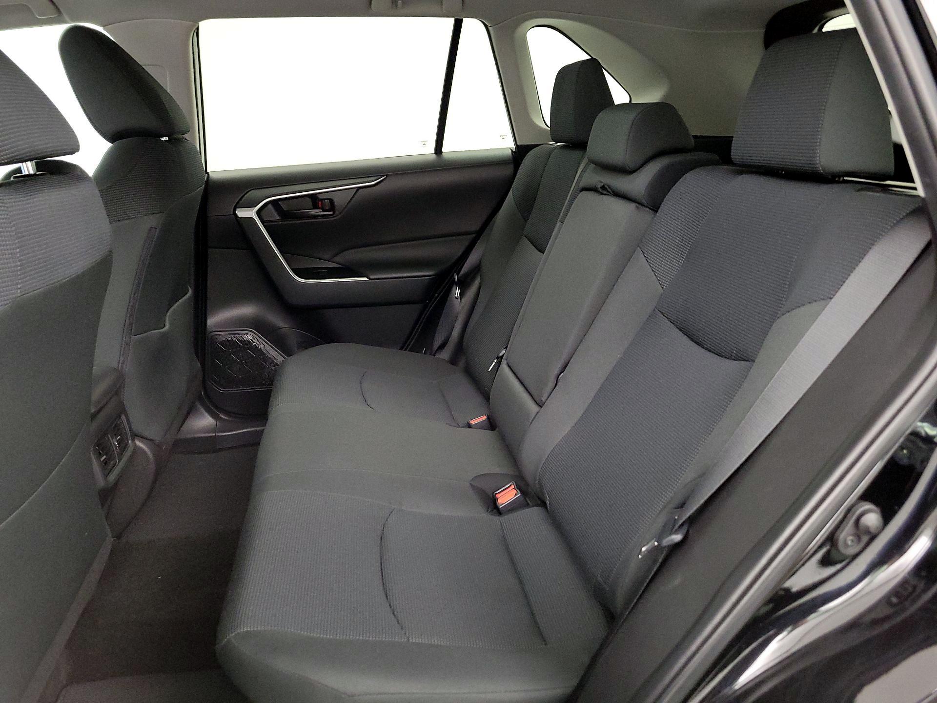 Thumbnail: 2024 Toyota RAV4 - 20