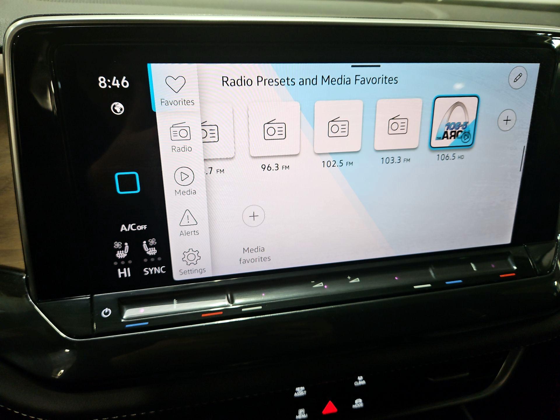 Thumbnail: 2024 Volkswagen Atlas - 16