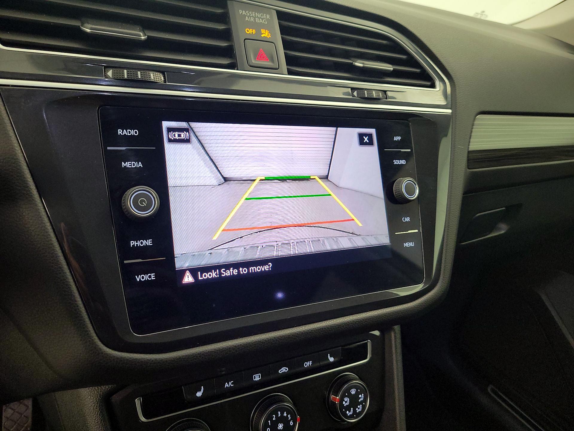 Thumbnail: 2024 Volkswagen Tiguan - 14