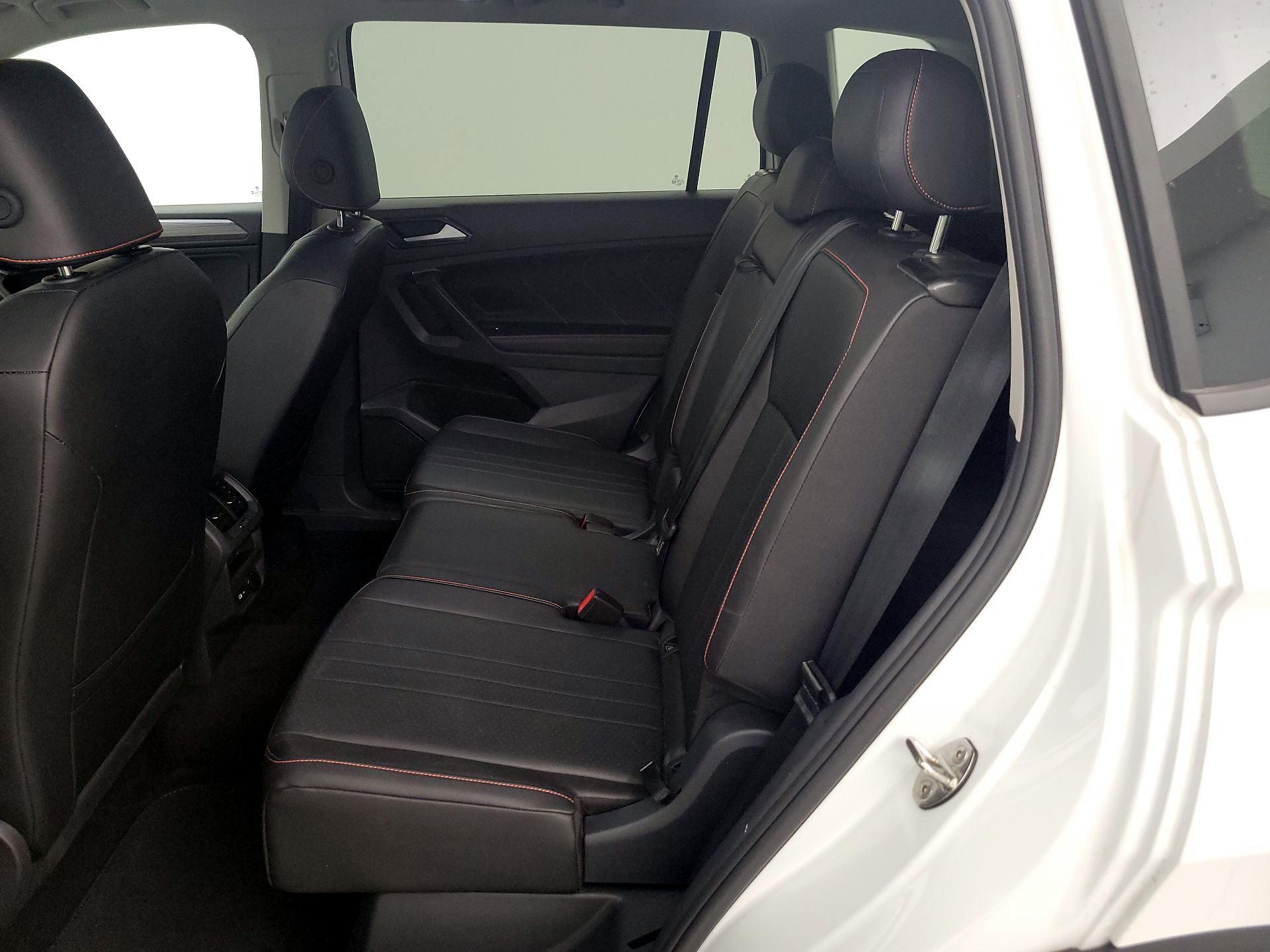 Thumbnail: 2024 Volkswagen Tiguan - 20