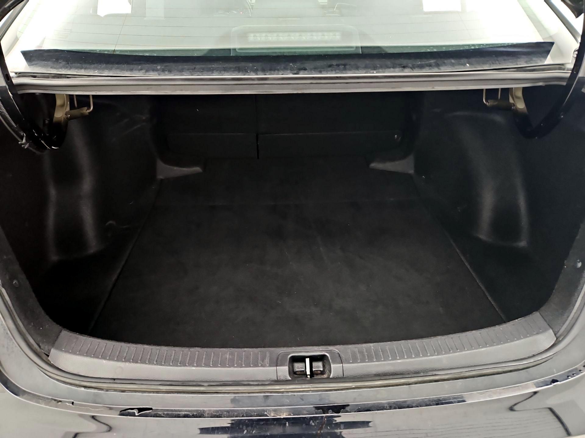 Thumbnail: 2024 Toyota Corolla - 20