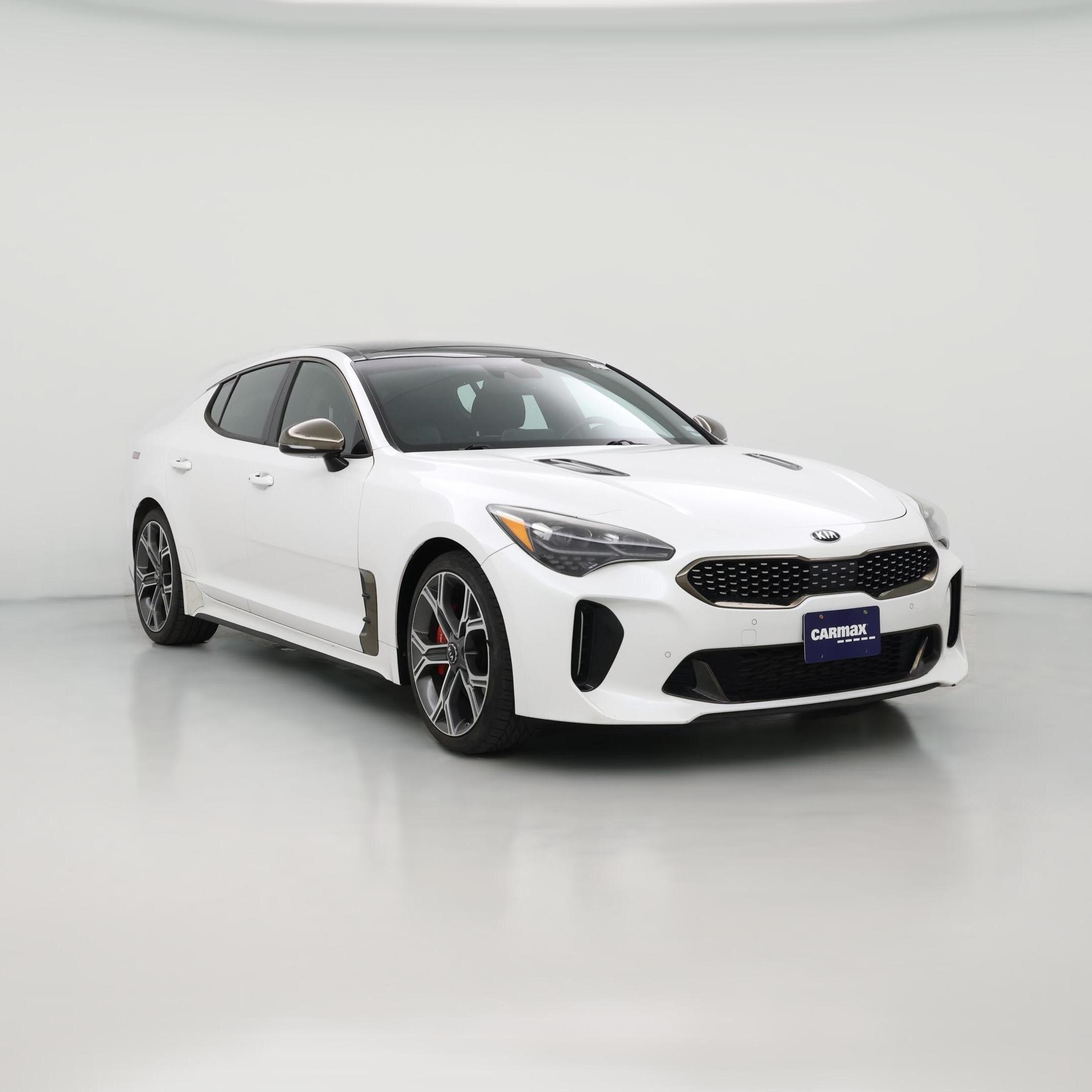 Thumbnail: 2018 Kia Stinger - 1