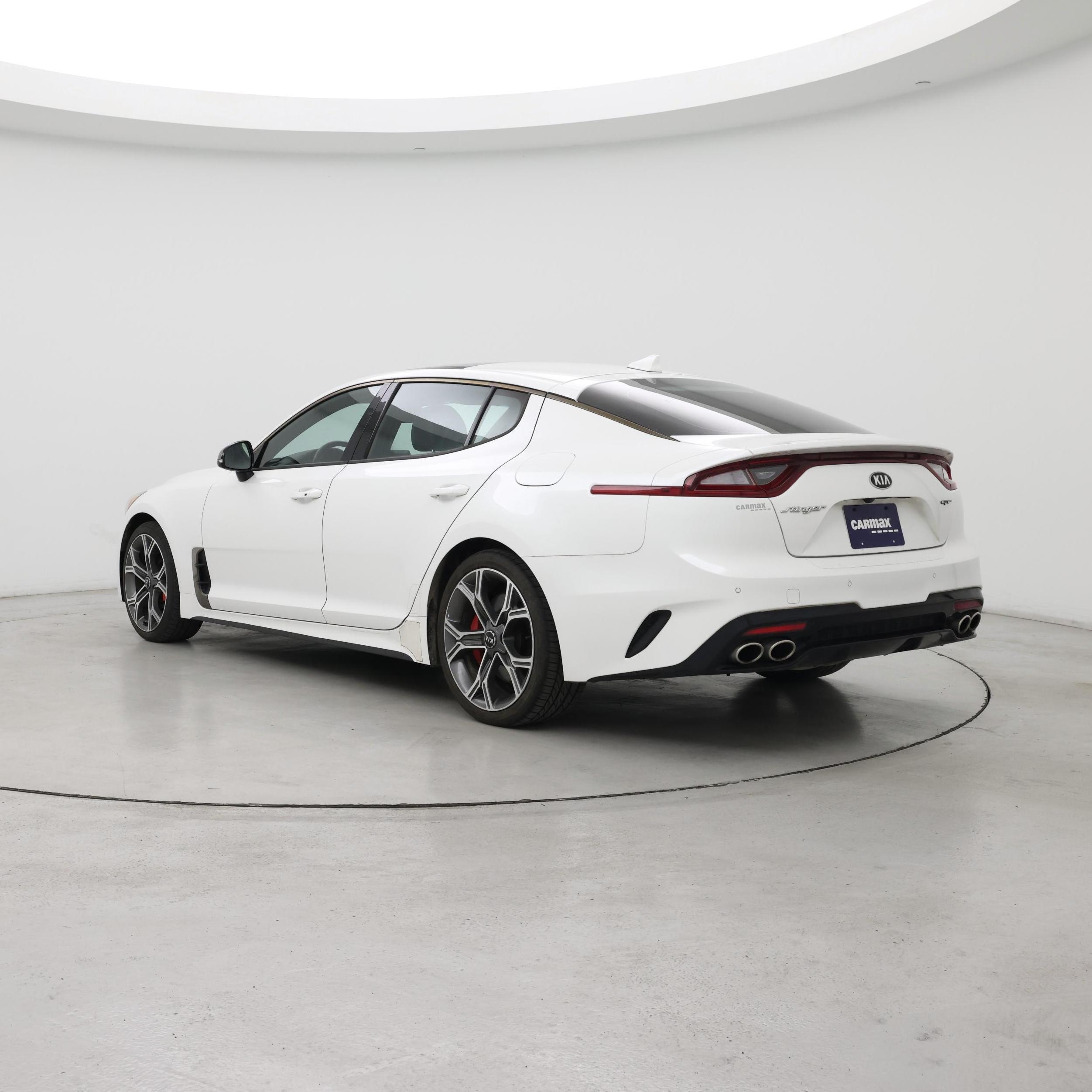 Thumbnail: 2018 Kia Stinger - 2