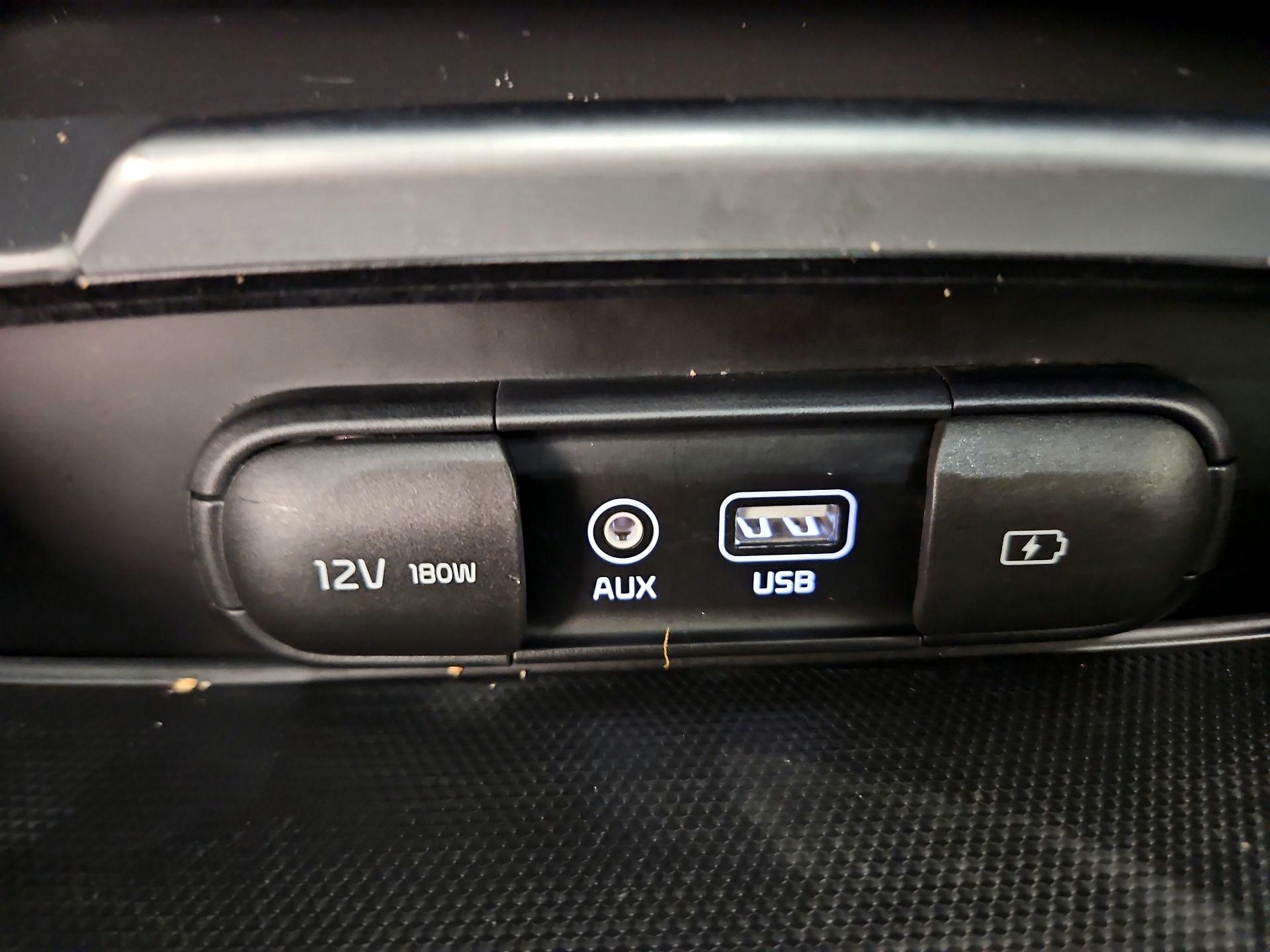 Thumbnail: 2018 Kia Stinger - 19