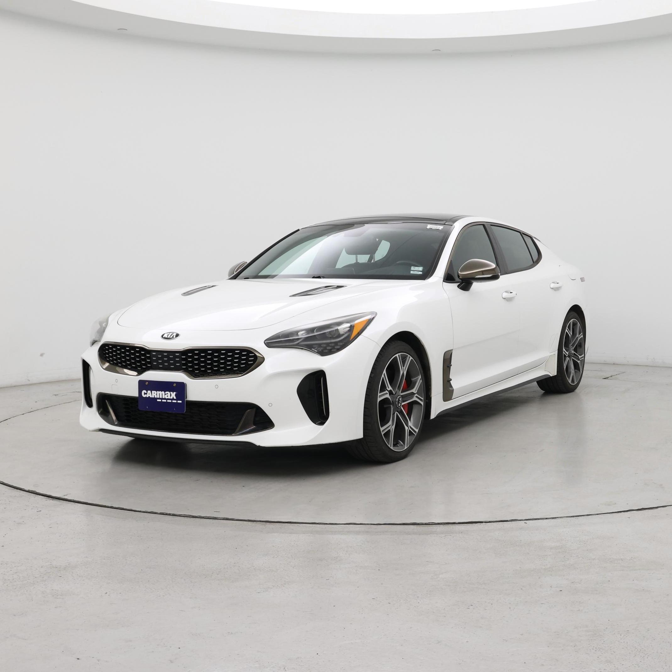 Thumbnail: 2018 Kia Stinger - 4
