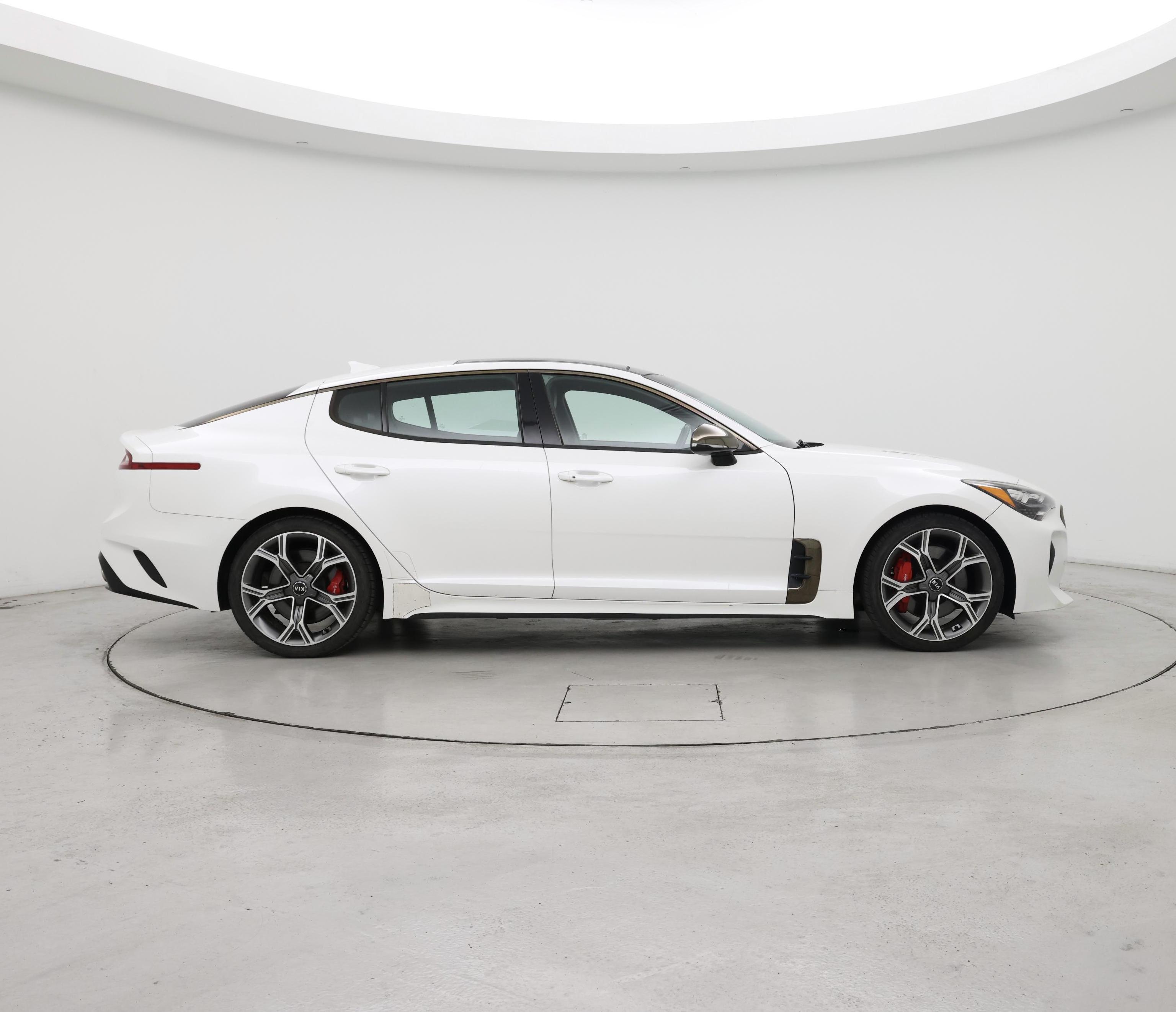 Thumbnail: 2018 Kia Stinger - 7